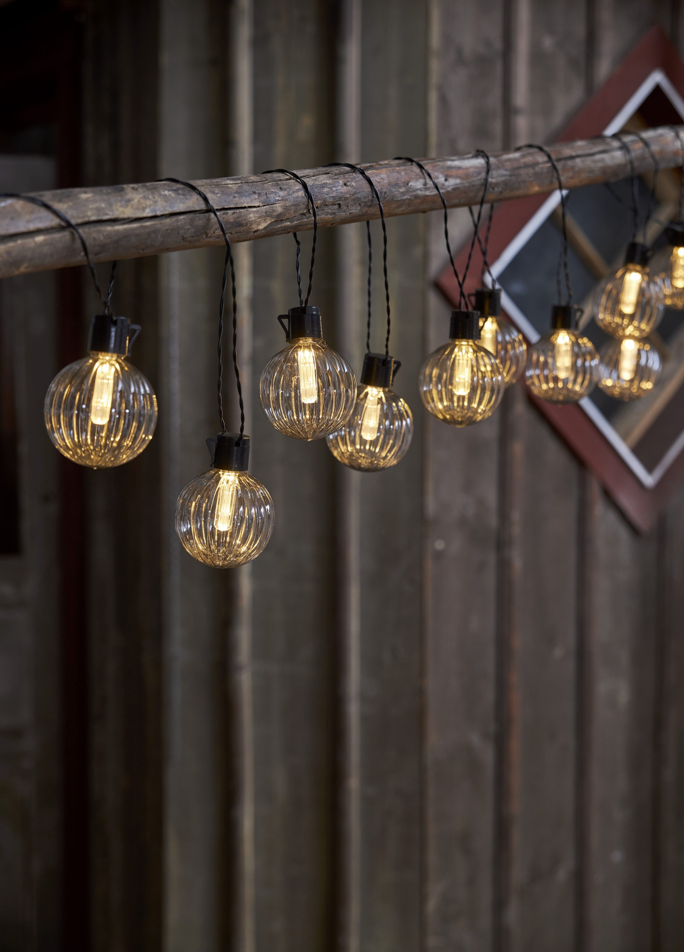 Parforce Traditional Hunting LED-Lichterkette »Archy« 10 Stk.-flammig 10 Kugeln aus PC mit Ø 8 cm, 3,6 m Länge plus 5 m Zuleitung, IP44
