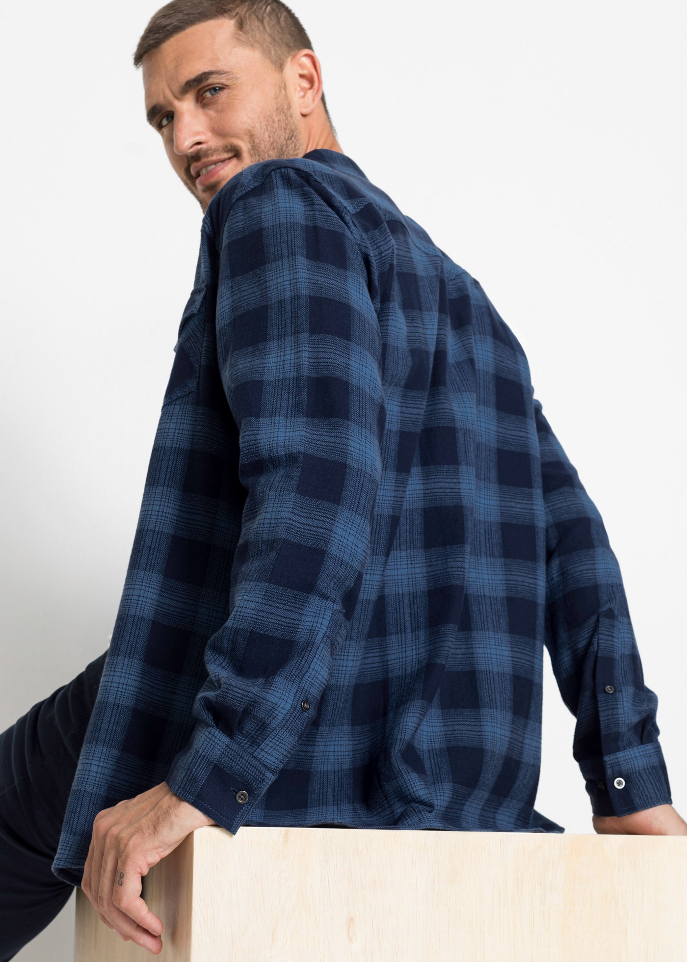 Thumbnail - bonprix Flanellhemd Regular Fit, aus Baumwoll-Flanell, mit Karo-Muster, mit Kentkragen