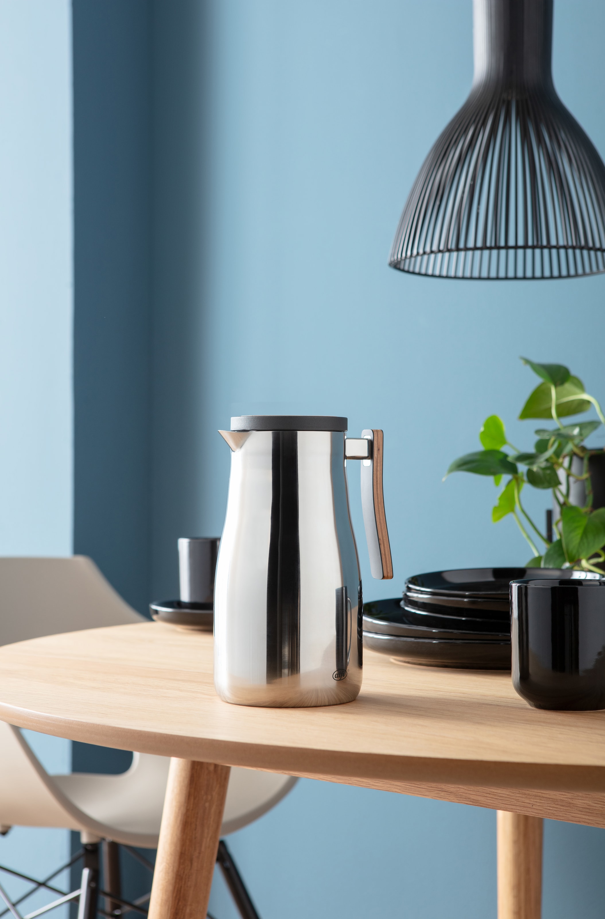 Alfi Isolierkanne »STUDIO ALLURE, aus doppelwandigem Edelstahl«, 1 l, (1 St.), 12h heiß & 24h kalt, ergonomischer Griff, große Öffnung