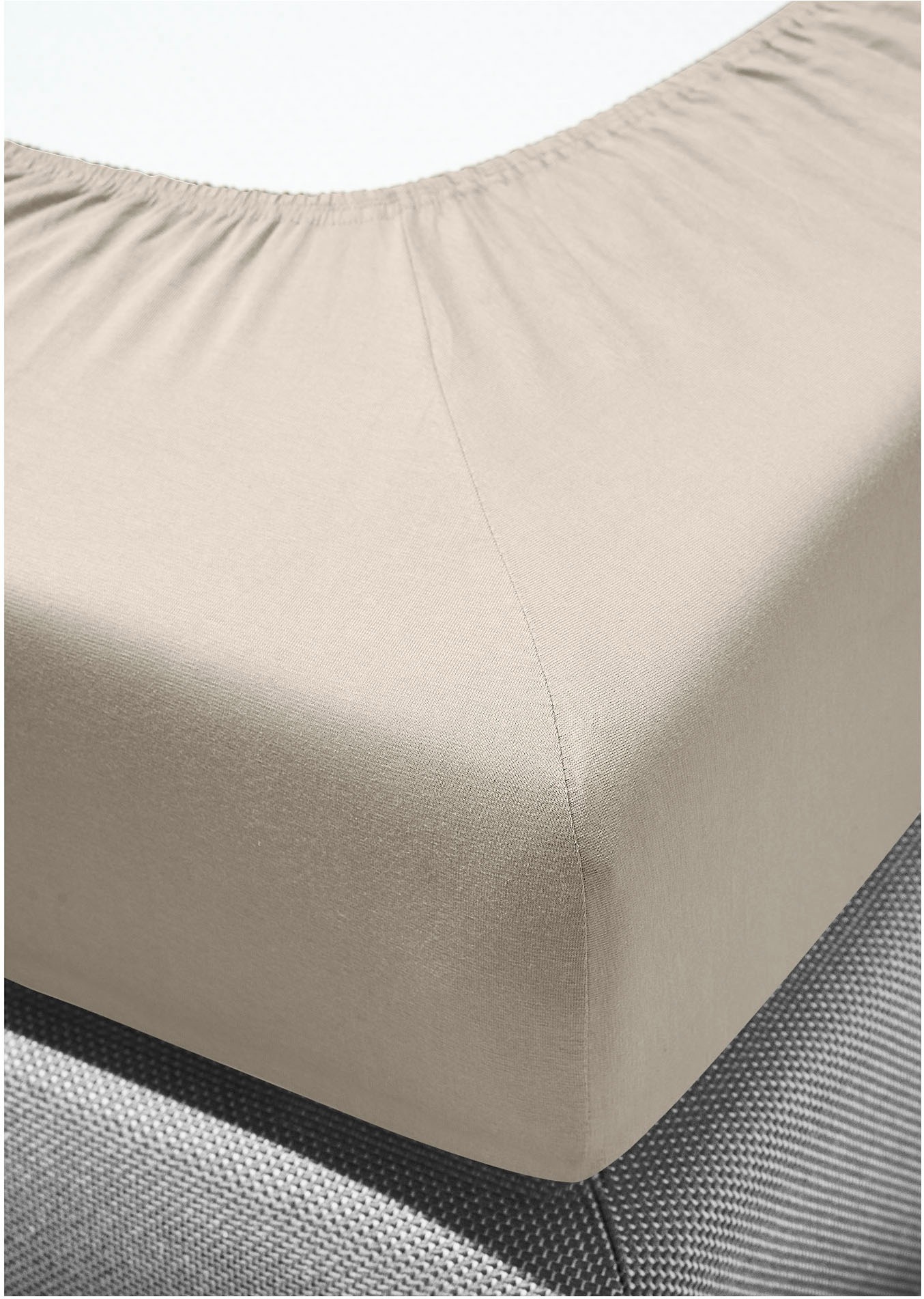 Thumbnail - BIERBAUM Spannbettlaken "Biber, kuschelig warm im Winter" 100% Baumwolle, pflegeleicht, für Matratzen bis 20 cm Höhe