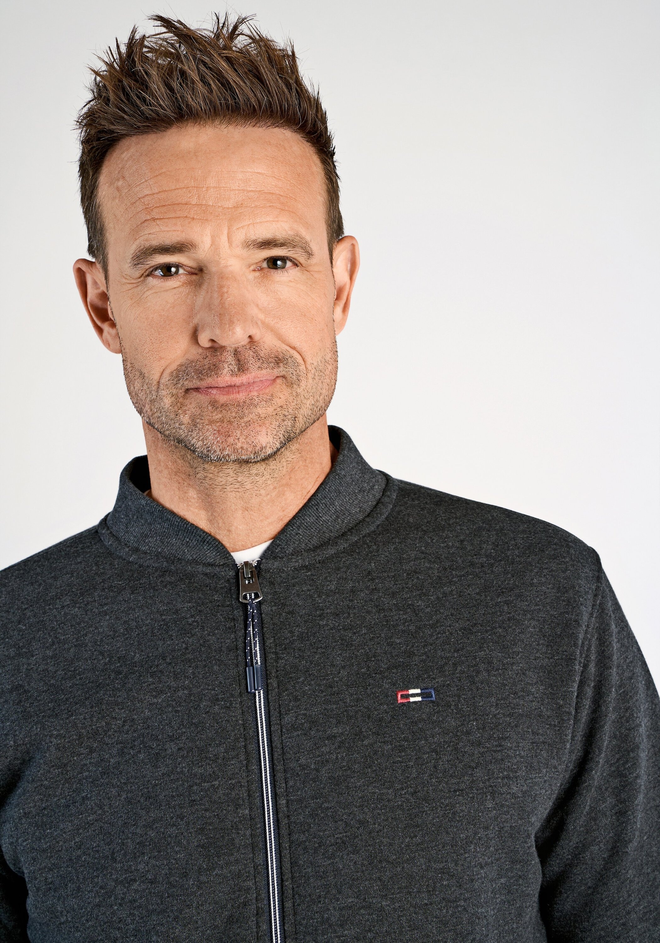 BISON Sweatshirt »BISON Cardigan«
