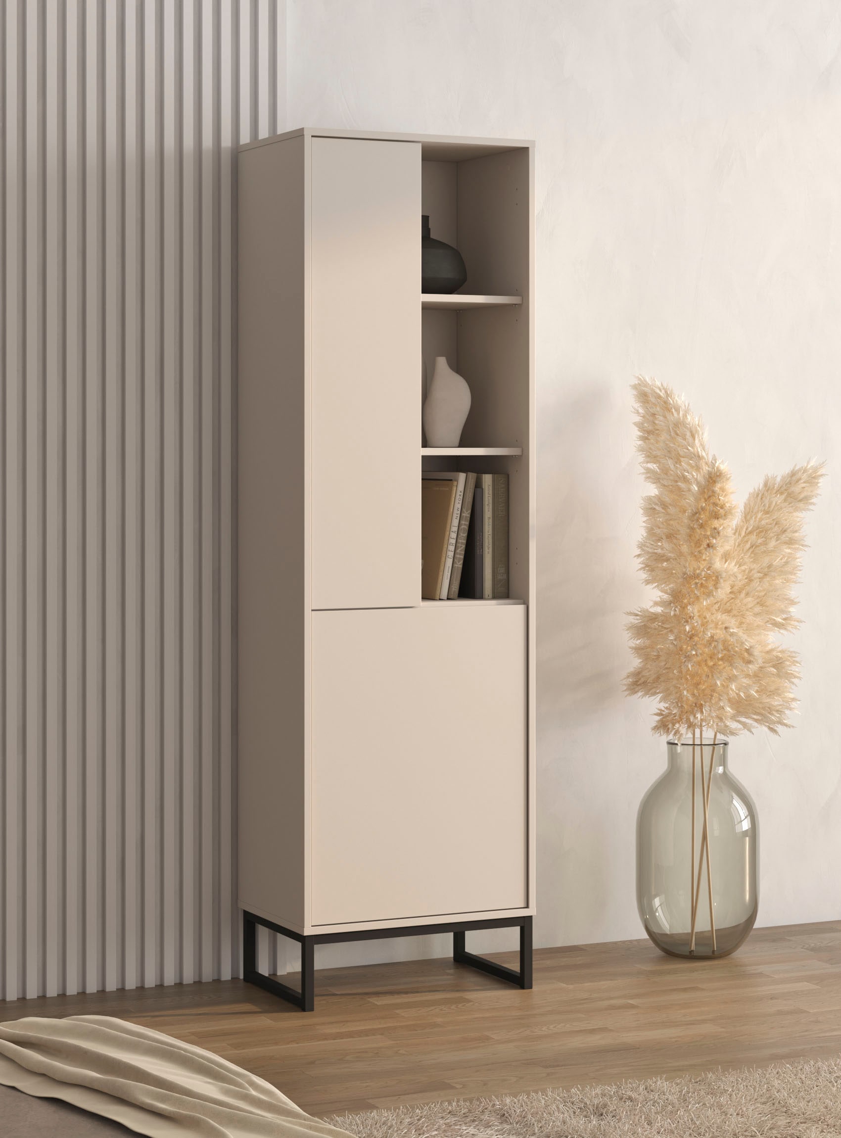 OTTO home Vitrine »Loft, Höhe 180 cm, moderne grifflose Standvitrine mit 2 Türen« Hochschrank mit viel Stauraum, verstellbaren Einlegeböden, Regal