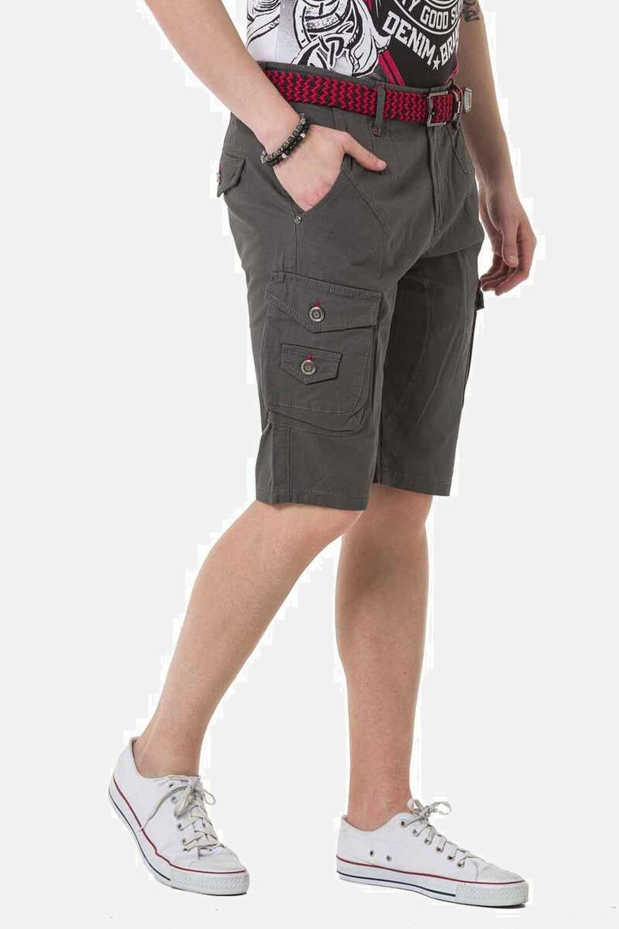 Cipo & Baxx Jeansbermudas »Bermuda & Short«, mit praktischen Beintaschen, CK265