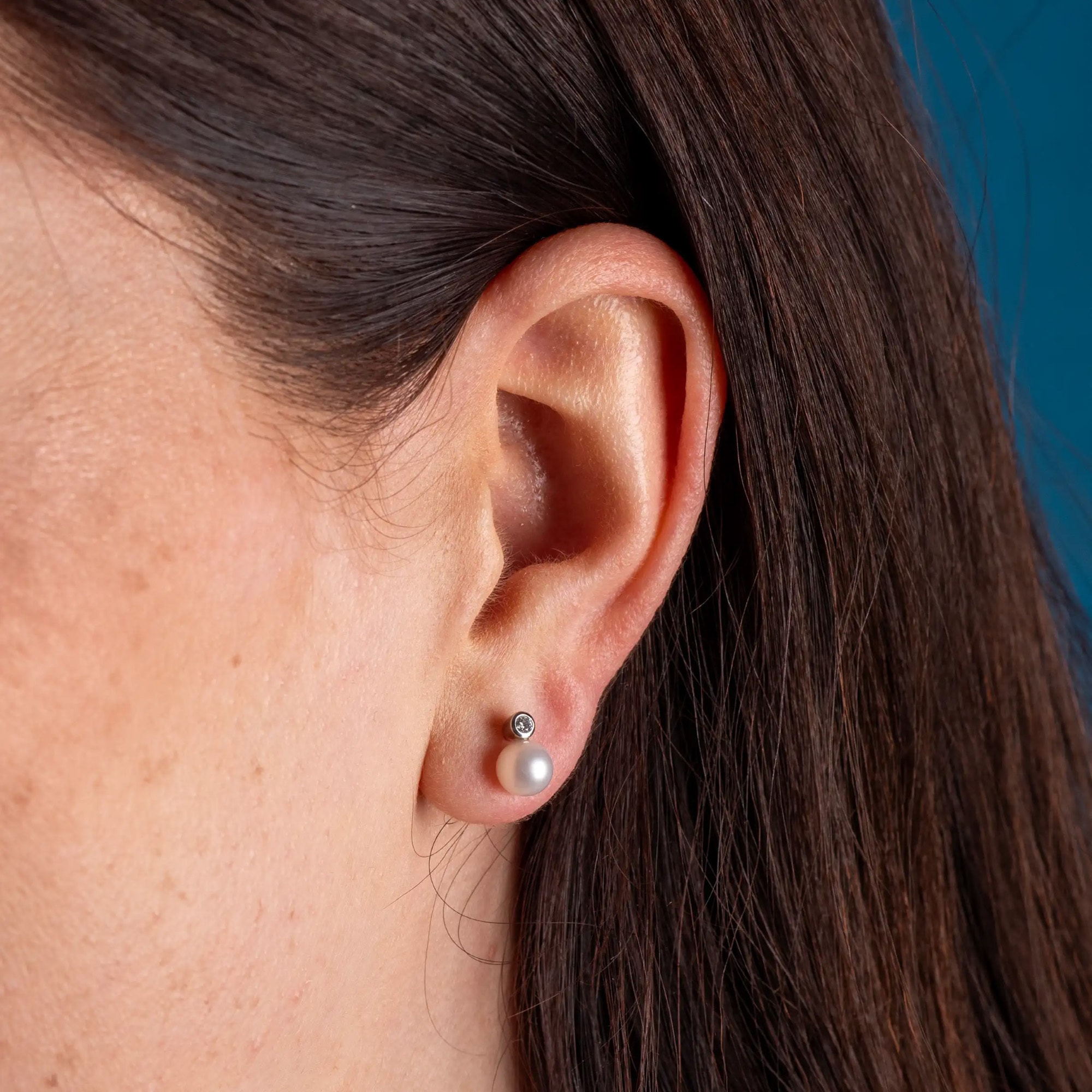 LYOMI Paar Ohrstecker »585/- Weißgold Perle 2 synth. Diam. 0,06ct.«