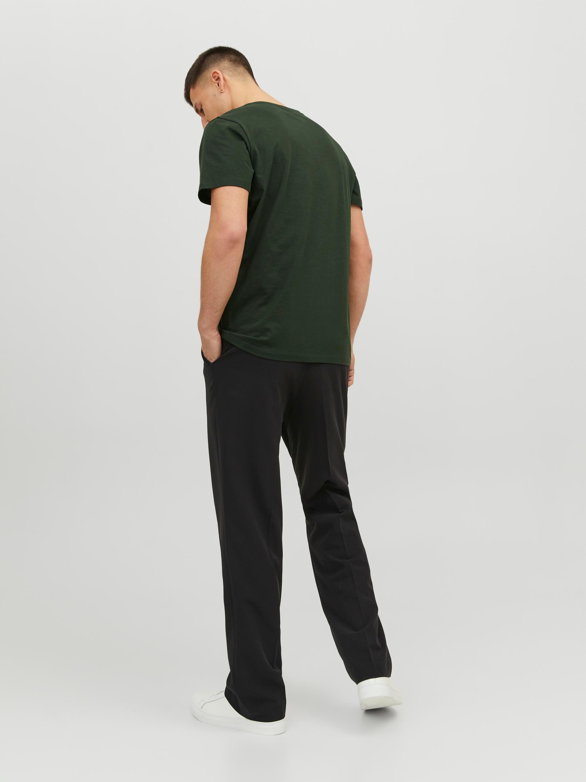 Jack & Jones Rundhalsshirt »JJECORP mit Logo-Print und klassischem Rundhals«, mit Rundhalsausschnitt