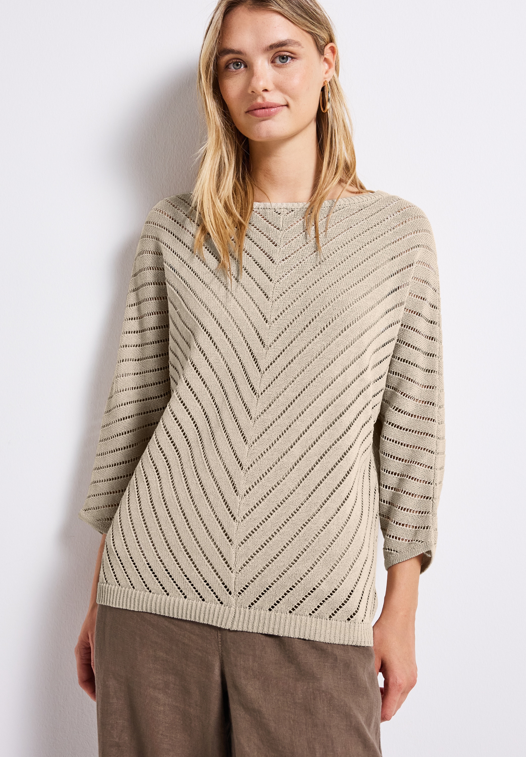 STREET ONE Strickpullover, mit durchscheinenden Häkel-Details und grafische günstig online kaufen
