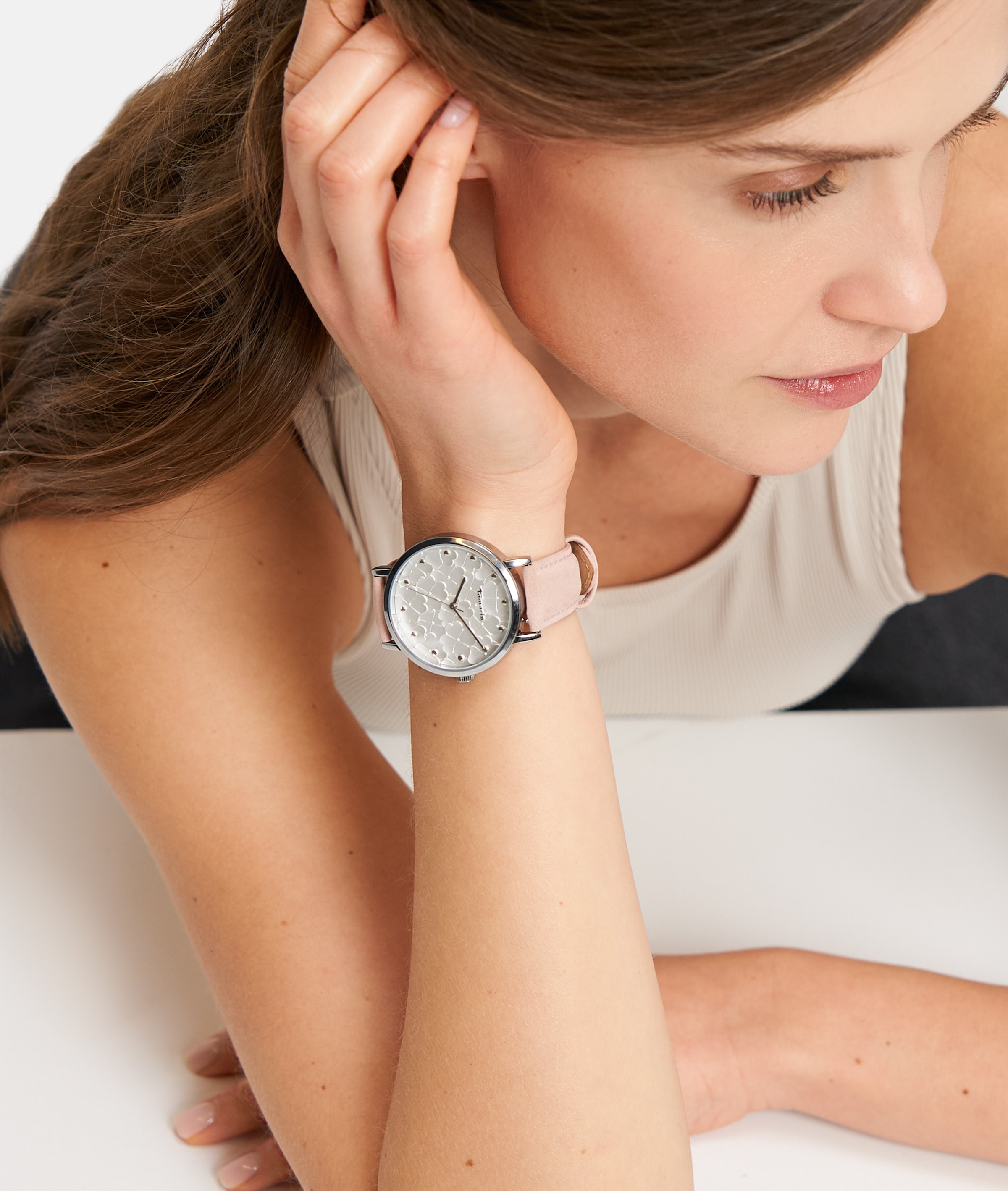 Tamaris Quarzuhr »Clover« Armbanduhr, Damenuhr, Lederarmband, analog