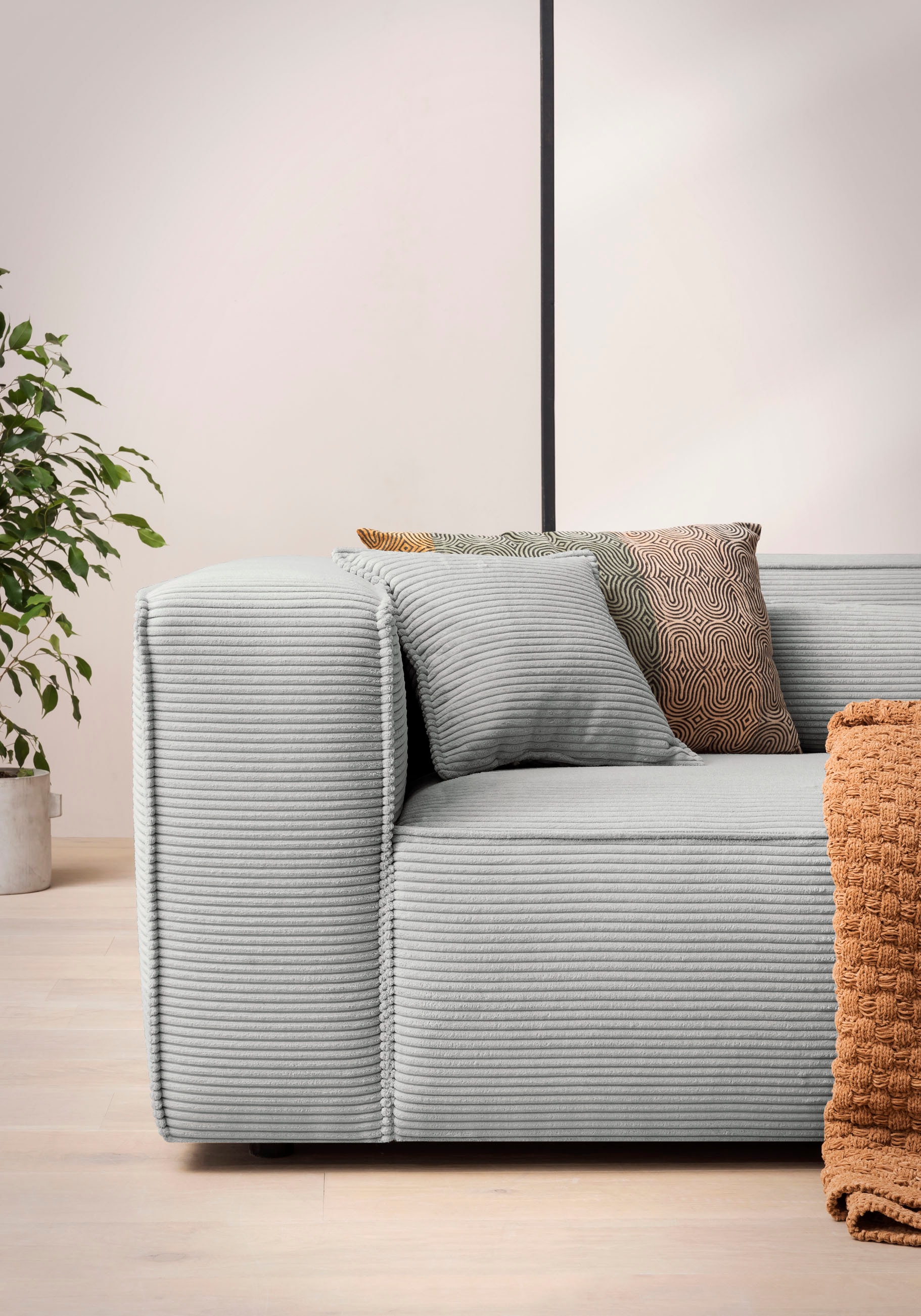LeGer Home by Lena Gercke Ecksofa »PIARA XXL, Big-Sofa in Cord oder Leinenoptik, L-Form, mit Kedernaht«, wahlweise Ottomane rechts/links, schwarze Füße, extra tiefe Sitzfläche