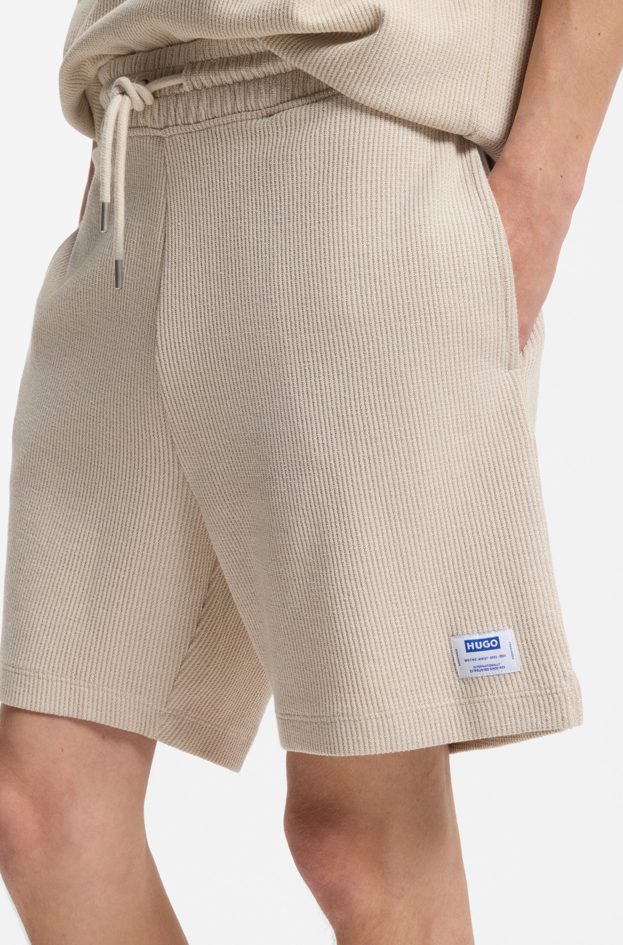 Thumbnail - HUGO Blue Shorts "Nuwafflo" loose fit