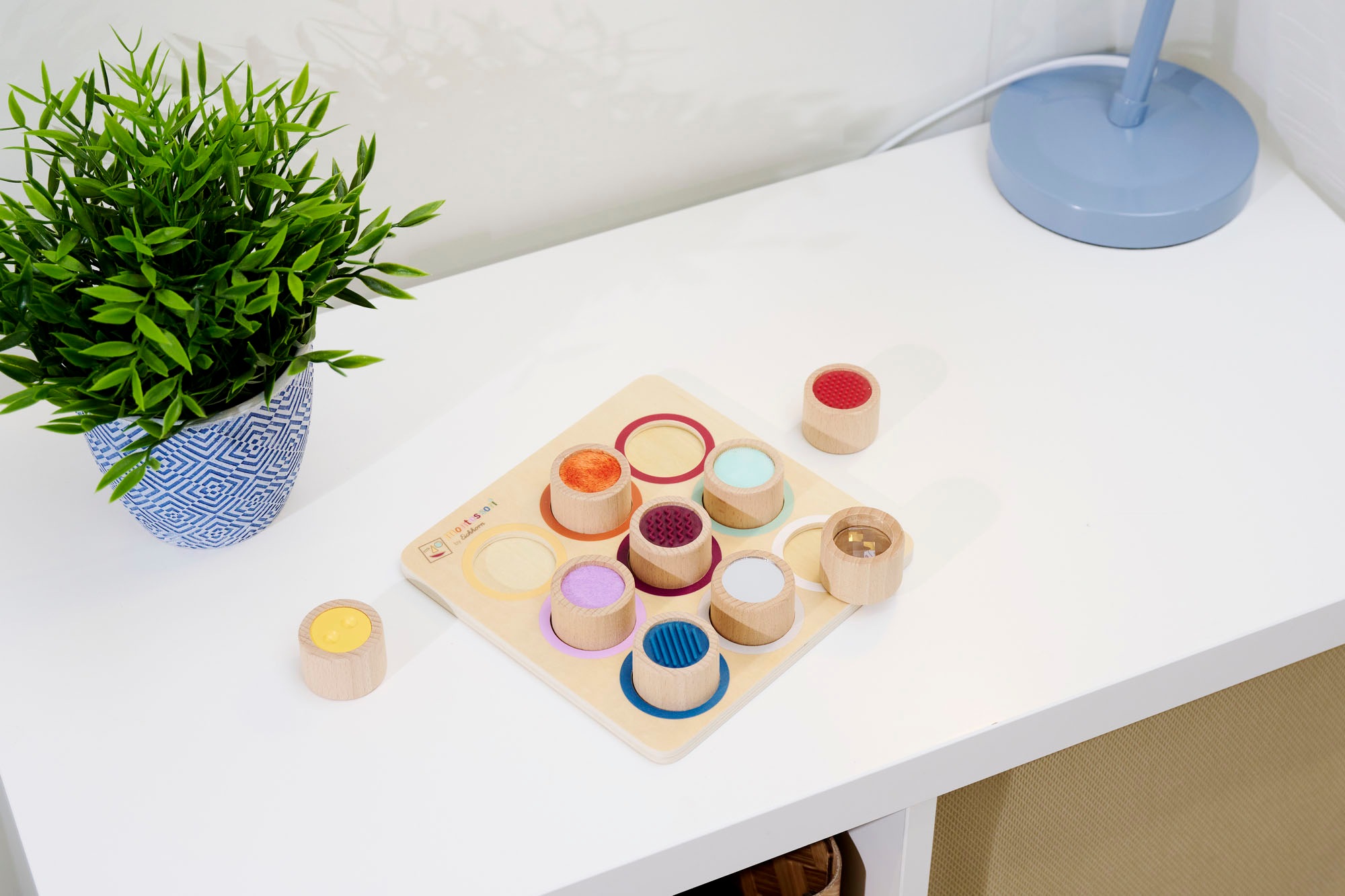 Eichhorn Lernspielzeug »Montessori Fühlbrett«, FSC®- schützt Wald - weltweit