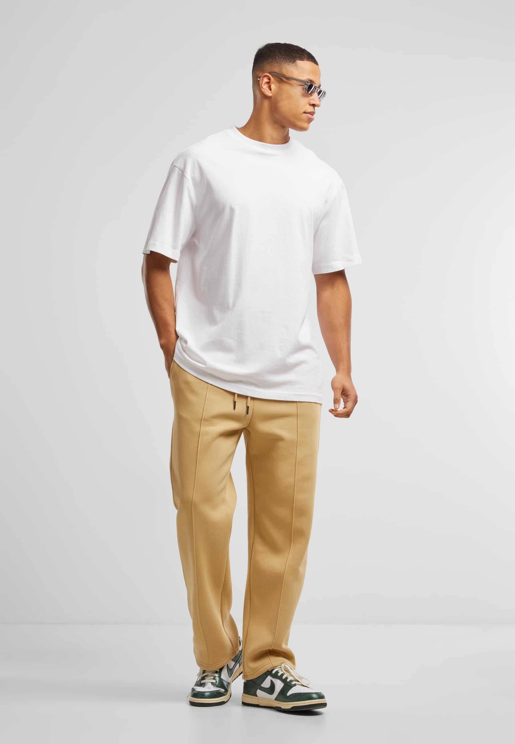 URBAN CLASSICS Jogginghose »Urban Classics Fluffy Pintuck Trackpants«, (1 tlg.)