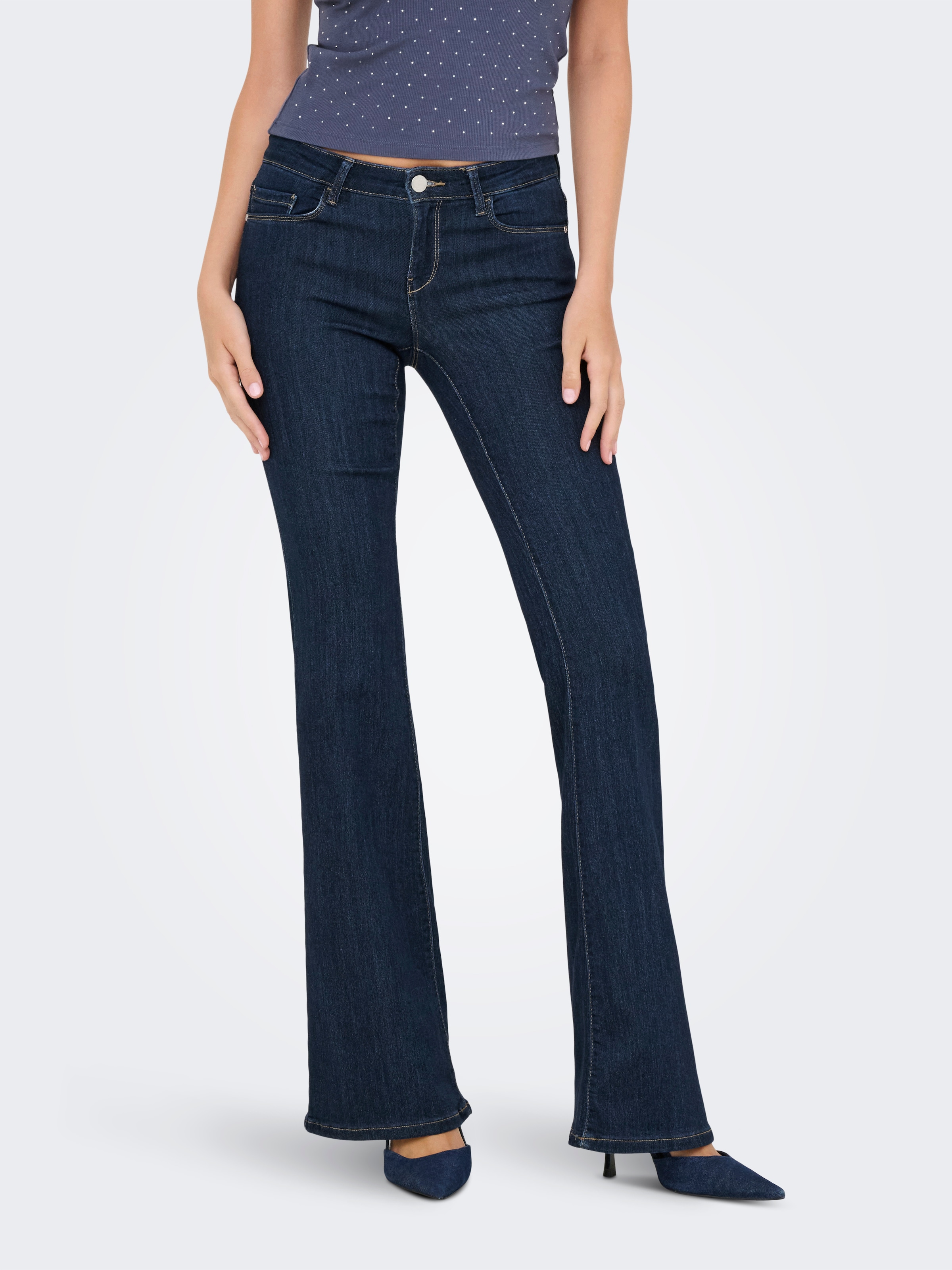 ONLY Bootcut-Jeans »ONLHELLA LOW RETRO FLARED DNM« Viskosemischung, bootcut fit