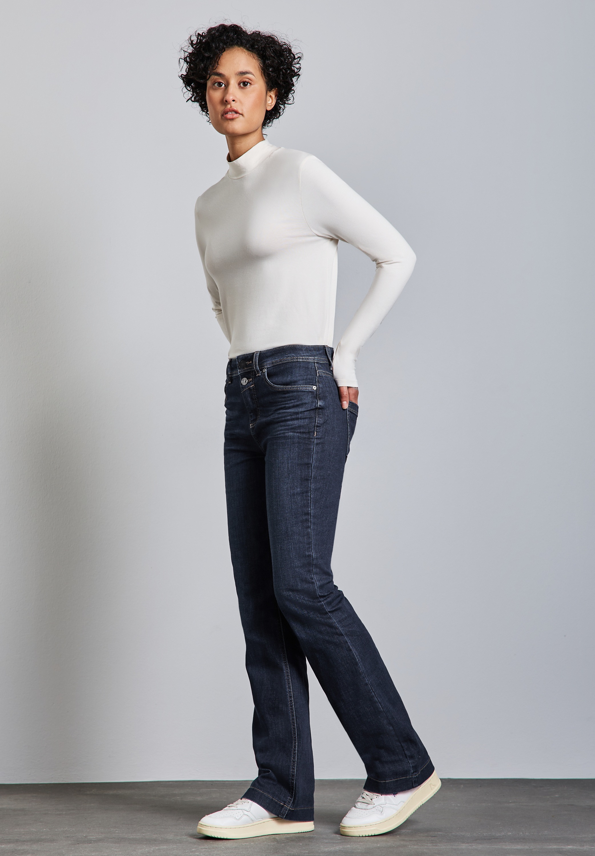 STREET ONE Bootcut-Jeans, 5-Pocket-Style