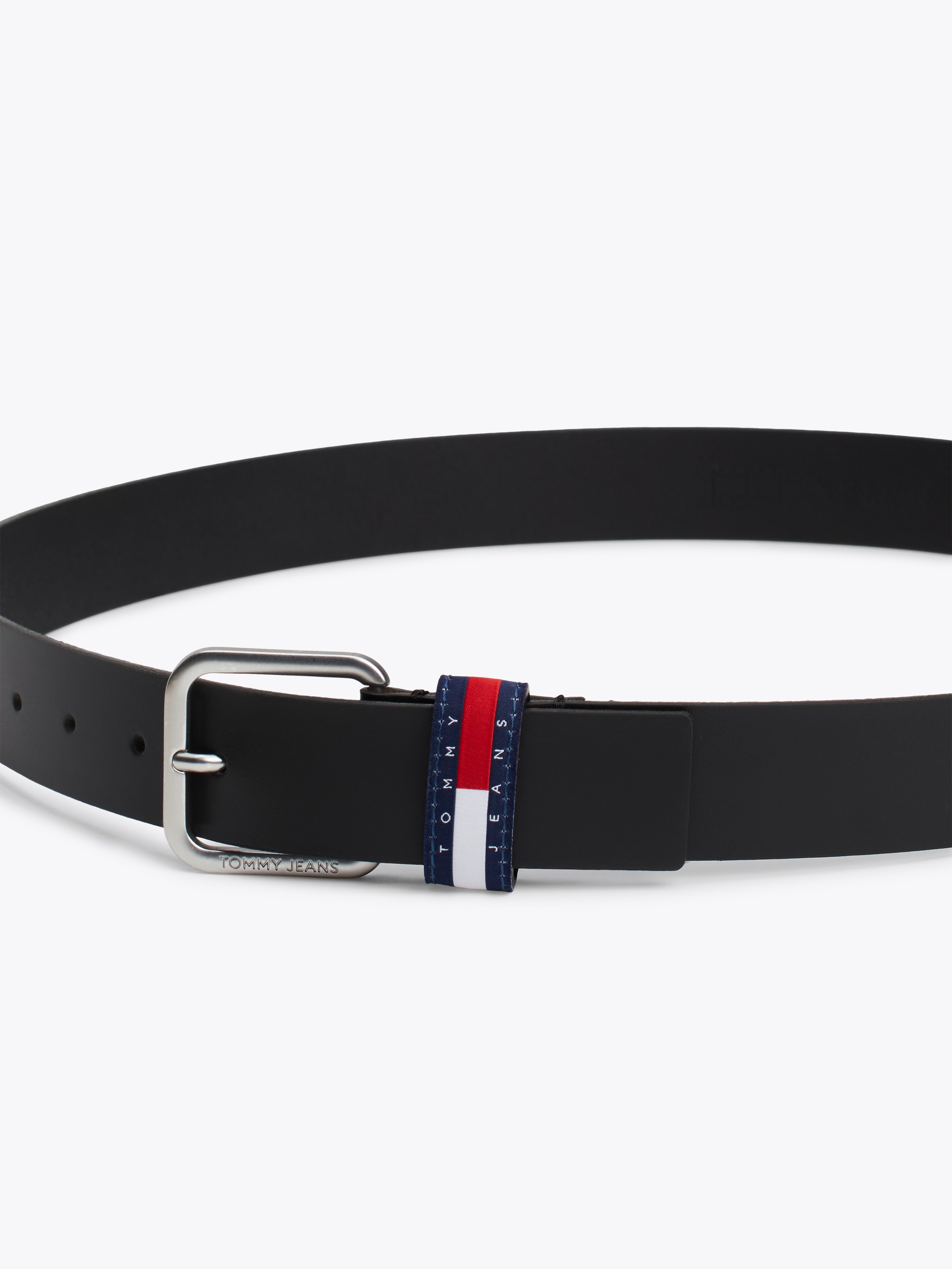 Tommy Jeans Ledergürtel »TJM RYAN 3.5«, Schlaufe mit Tommy Jeans-Badge