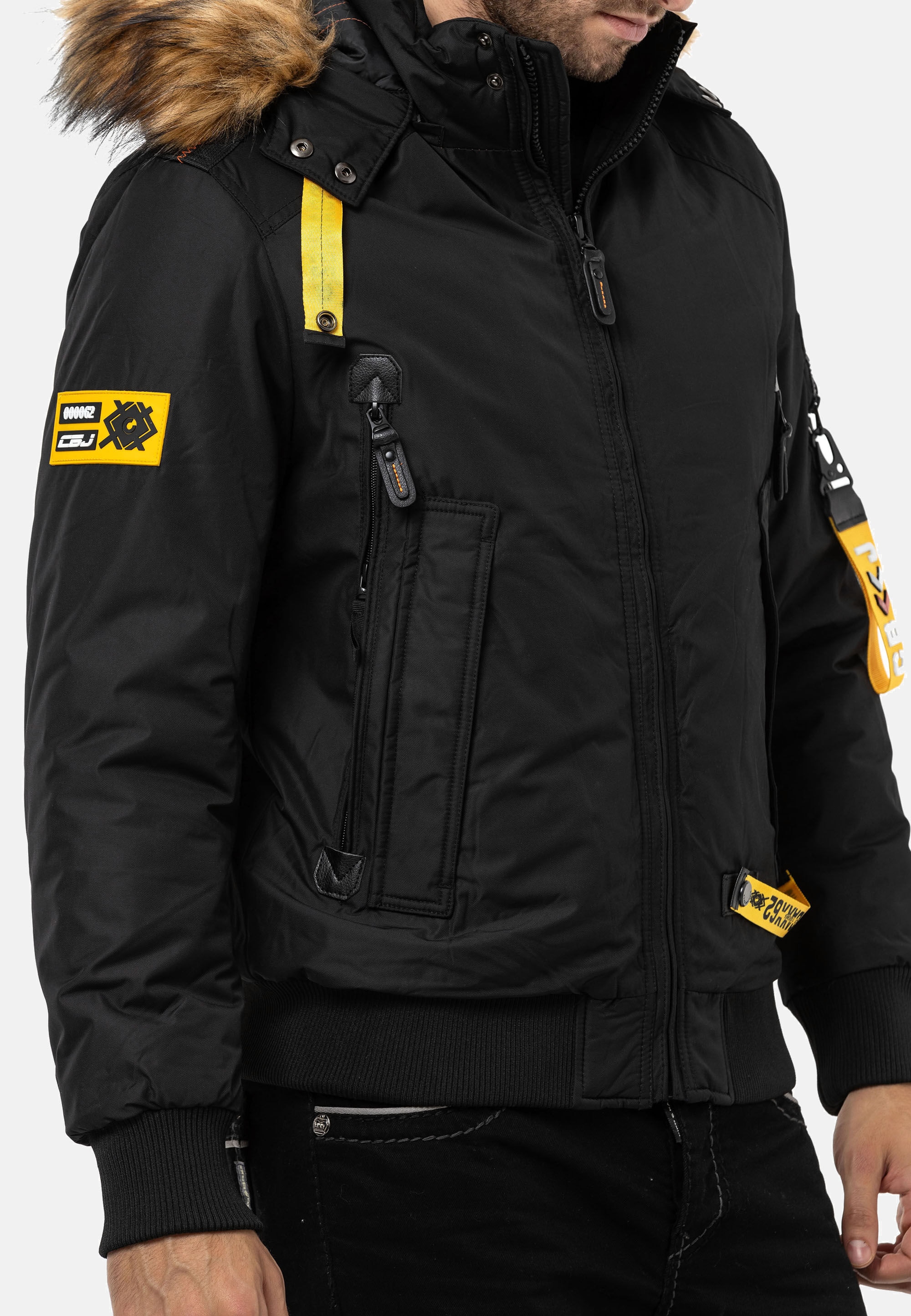 Cipo & Baxx Winterjacke »Jacke«, mit Kapuze, mit Kapuze und Kunstfellbesatz