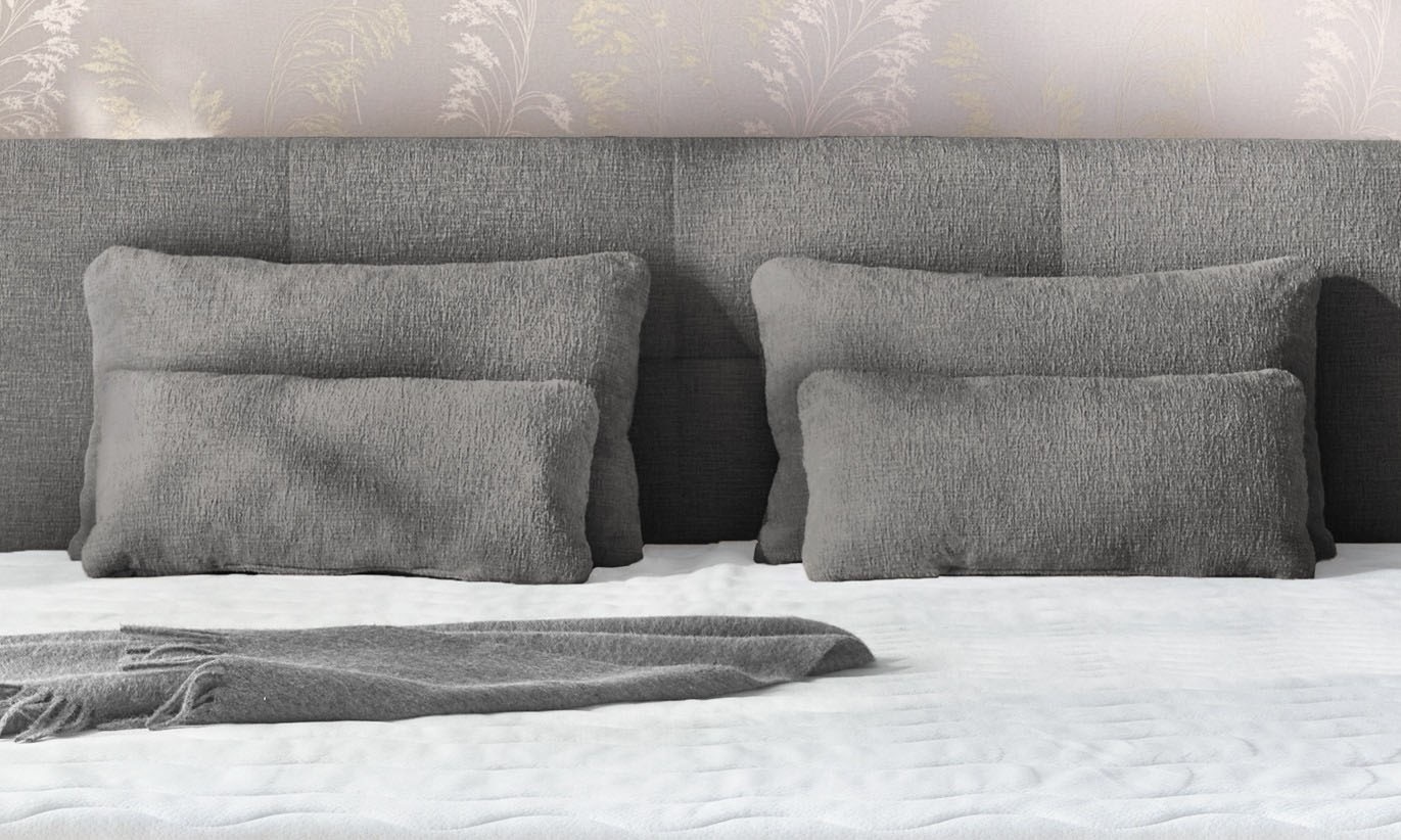 Jockenhöfer Gruppe Boxspringbett »Ulla, Wende-Bonell-Federkernmatratze (H2/H3)« inklusive Topper und 4 Kissen, Bettbreite 160 cm oder 180 cm wählbar