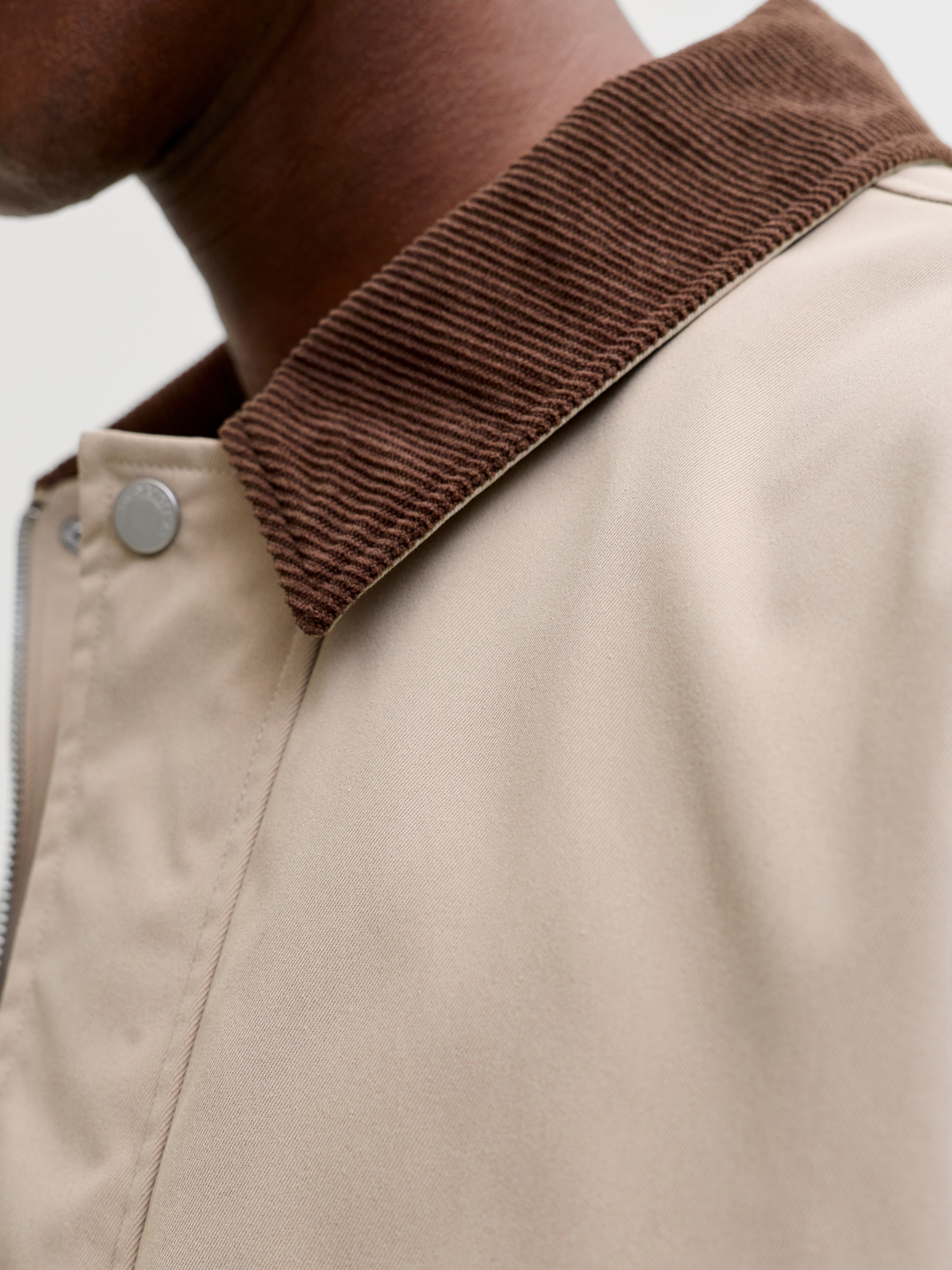 Thumbnail - Jack & Jones Kurzjacke "JORCATSKILLS BARN JACKET SN"