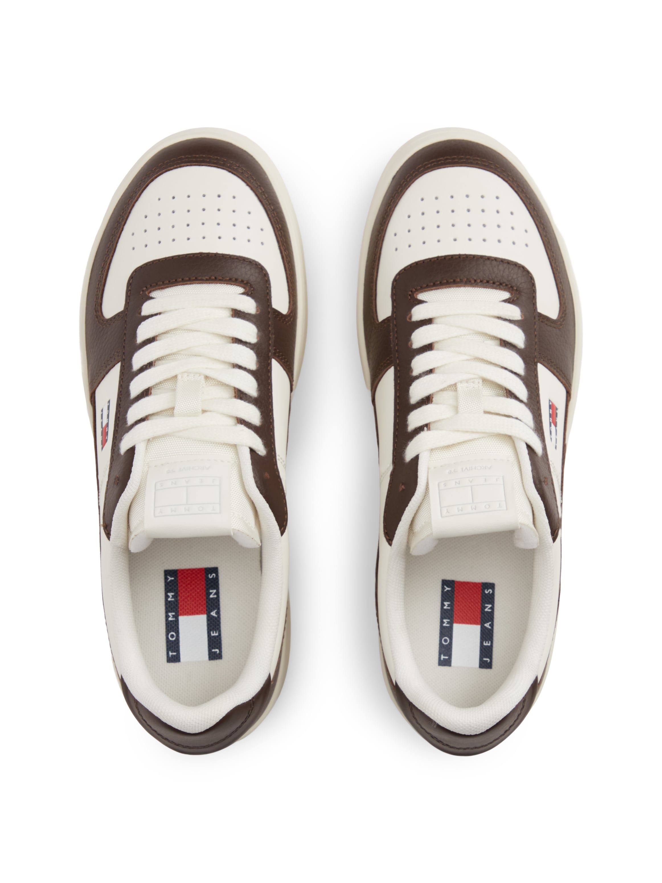 Tommy Jeans Plateausneaker »ARCHIVE '98 MAX«  Freizeitschuh, Halbschuh, Schnürschuh seitlicher Logoflag schmale Form