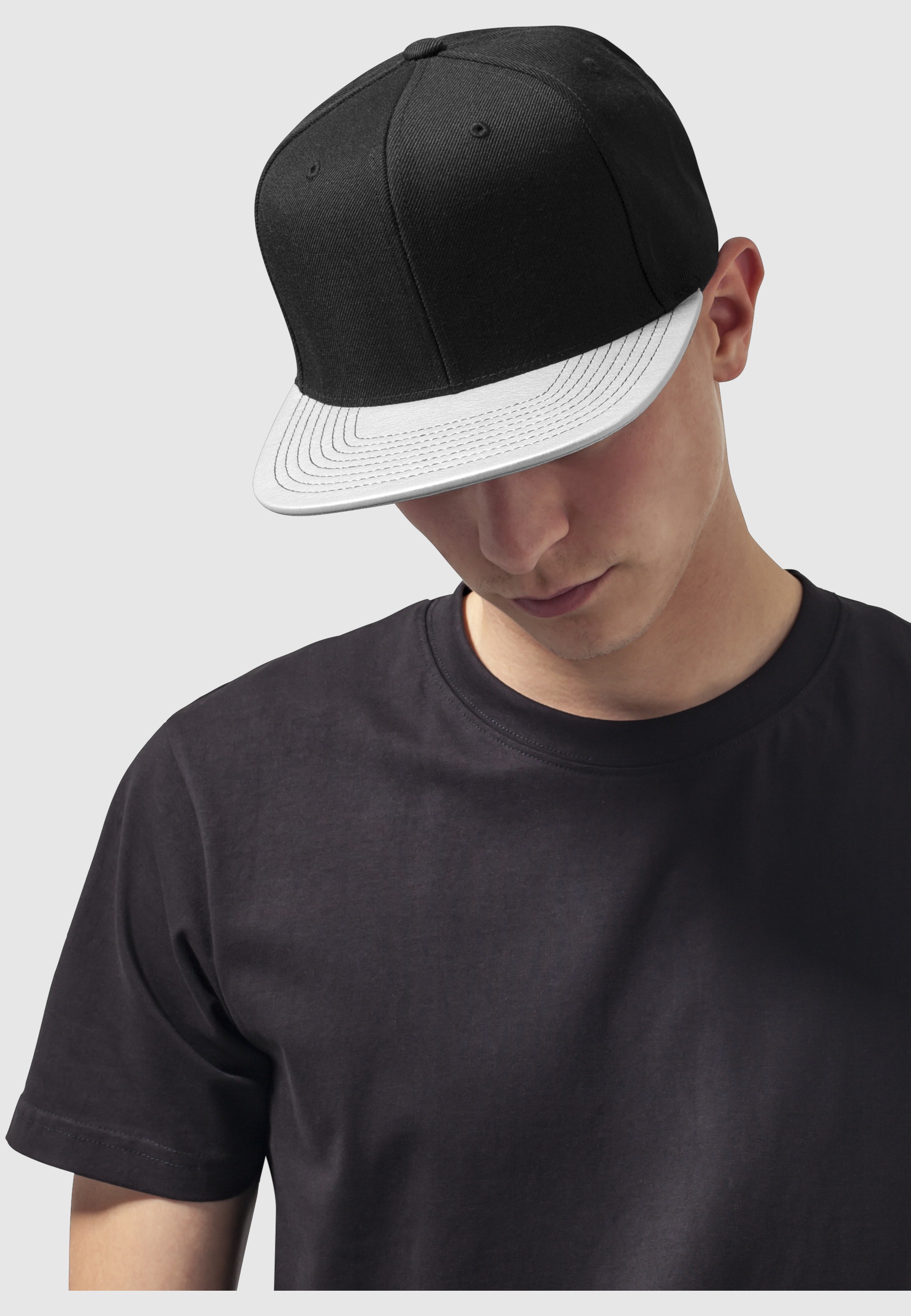 Flexfit Flex Cap »Flexfit Unisex Metallic Visor Snapback«
