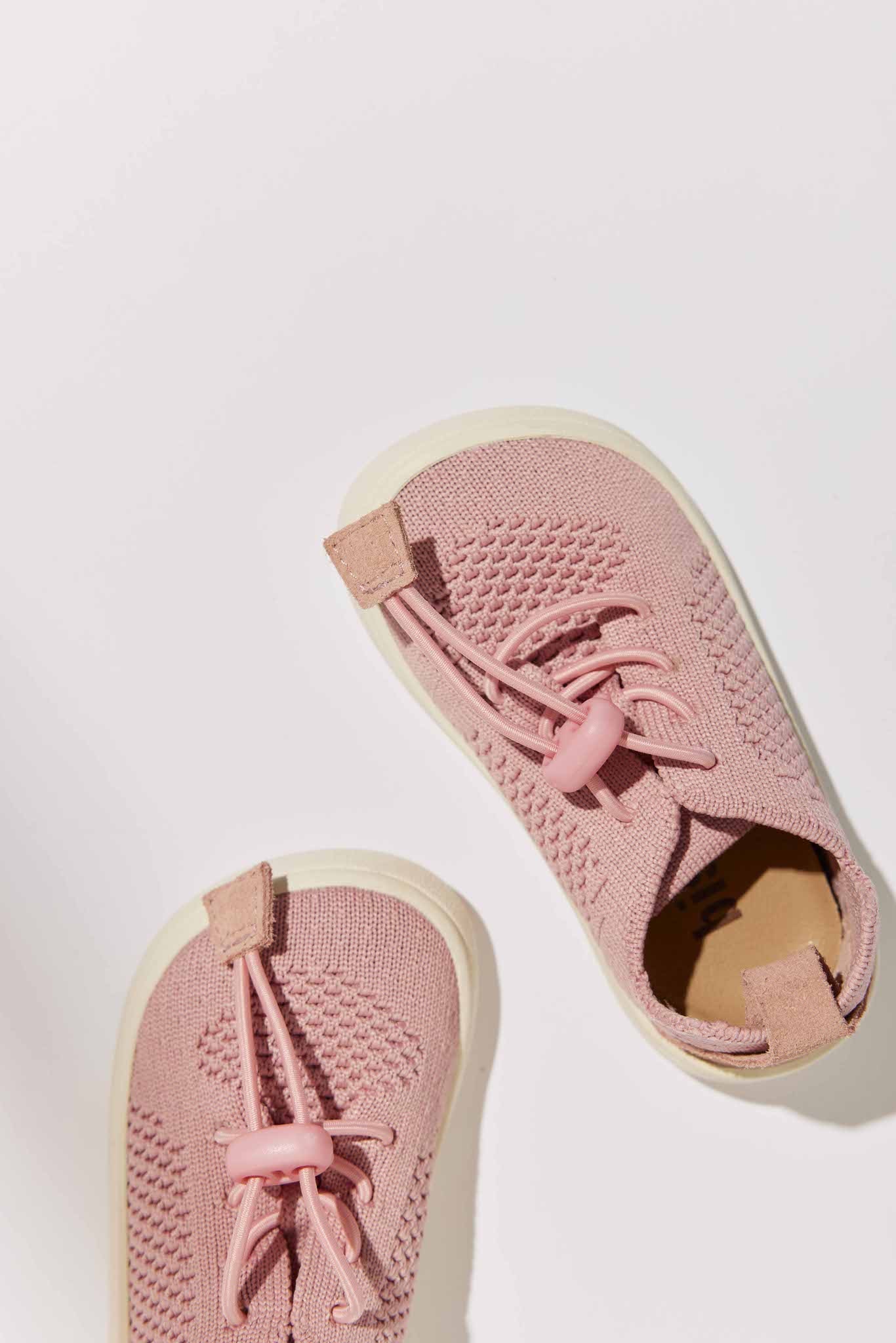 Bisgaard Slip-On Sneaker »barefoot jua Weite: normal«, Badeschuh mit Schnellverschluss, Größenschablone zum Download