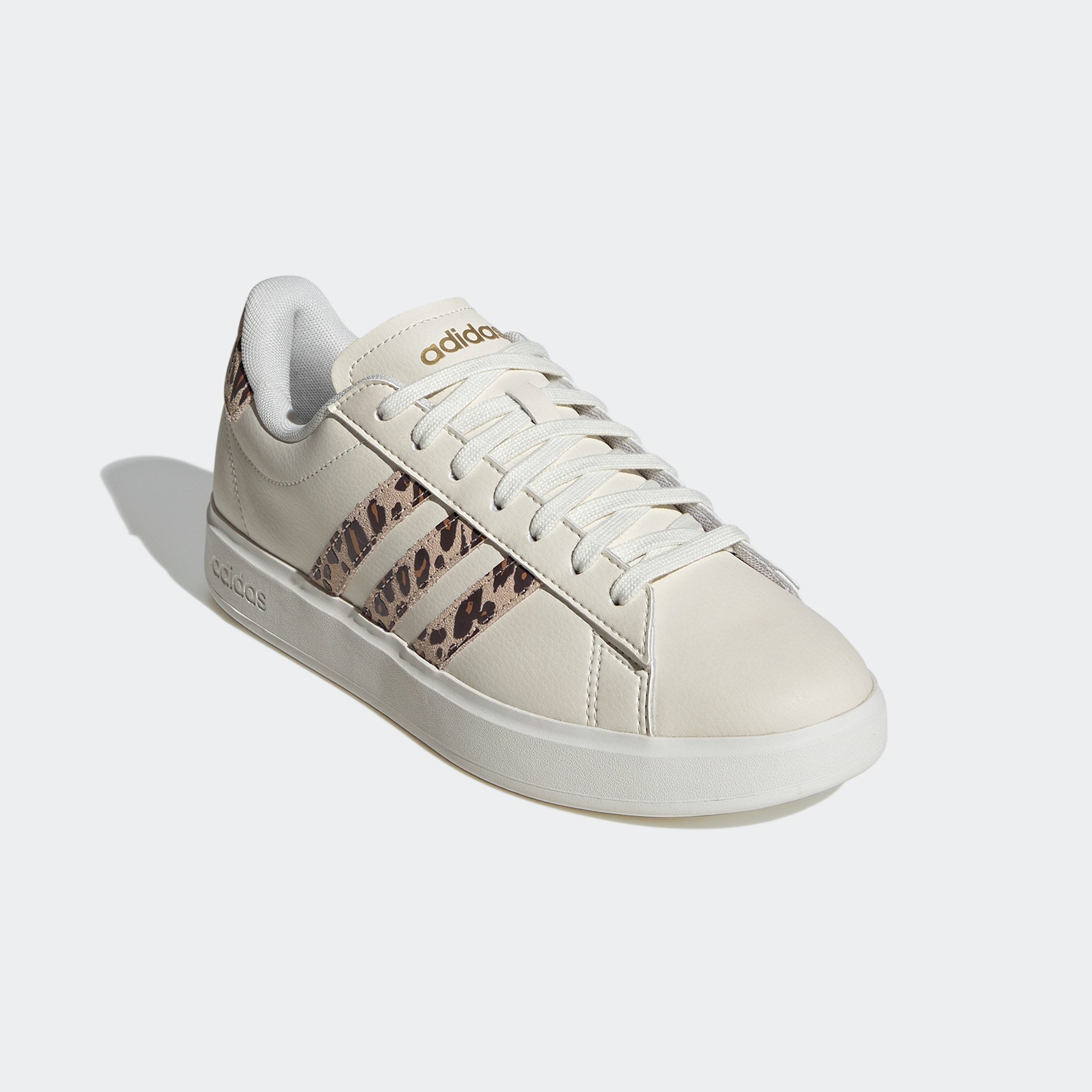 adidas Sportswear Sneaker "GRAND COURT 2.0", Design auf den Spuren des adidas Superstar