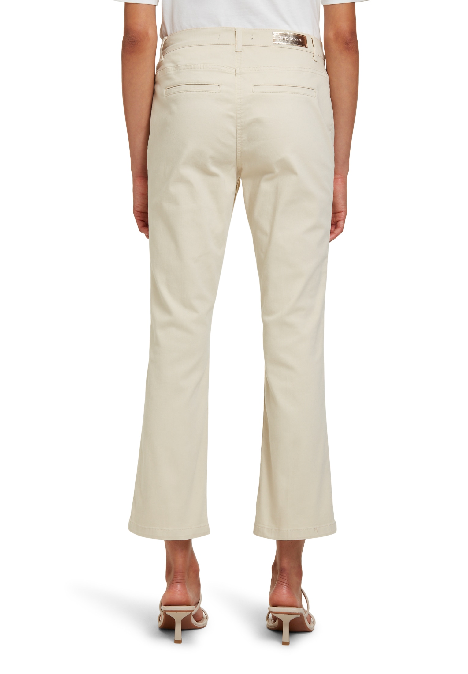 Betty Barclay Stoffhose »Betty Barclay Casual-Hose mit aufgesetzten Taschen«, Knöpfe