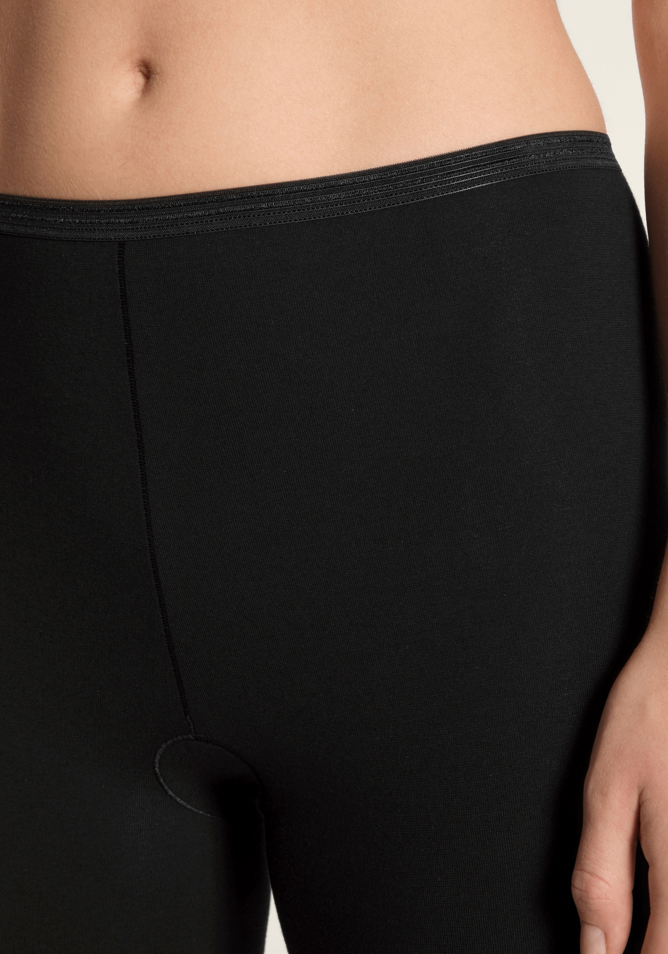 CALIDA Lange Unterhose »Iconics«, Radlerhose mit natürlichem Glanz und glattem Griff