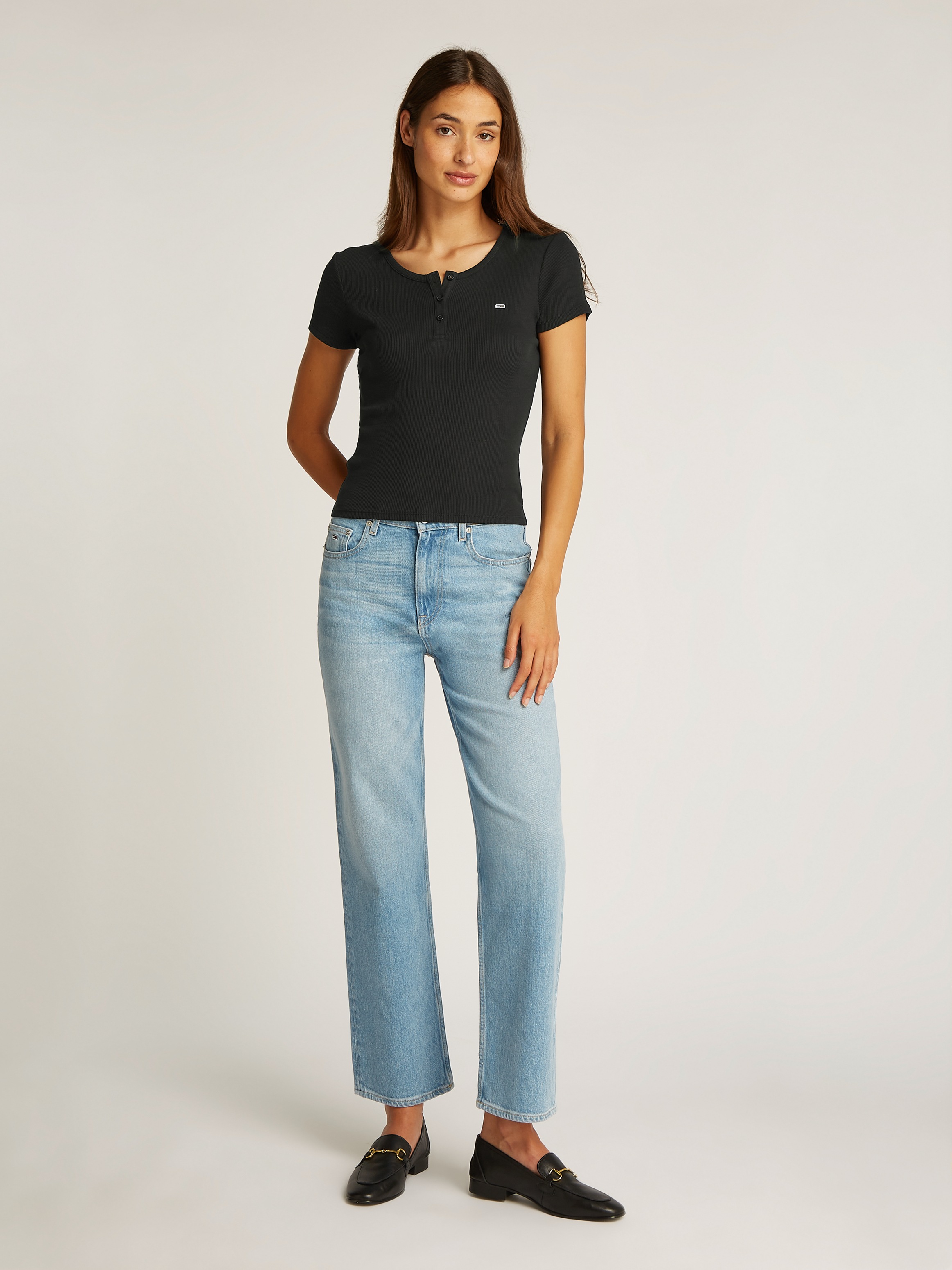 Tommy Jeans T-Shirt »TJW SLIM BUTTON RIB C-NECK SS«, mit Knöpfen