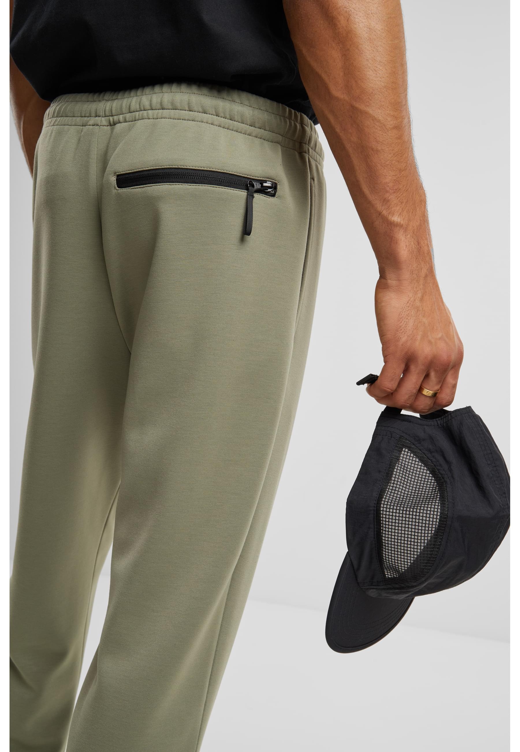 URBAN CLASSICS Jogginghose »Urban Classics Scuba Basic Sweatpants«, (1 tlg.)