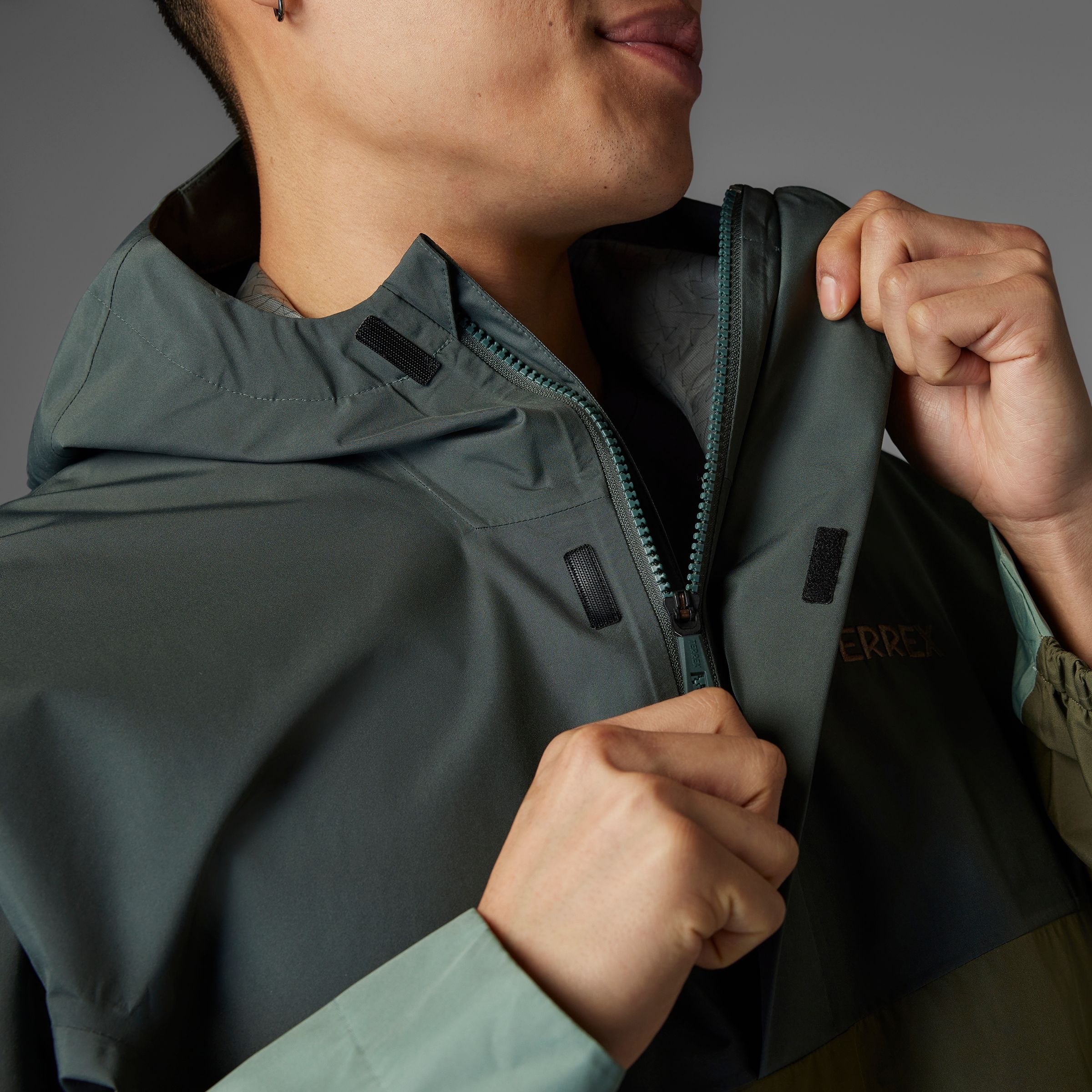 adidas TERREX Outdoorjacke »XPL 2.5L ANORAK«