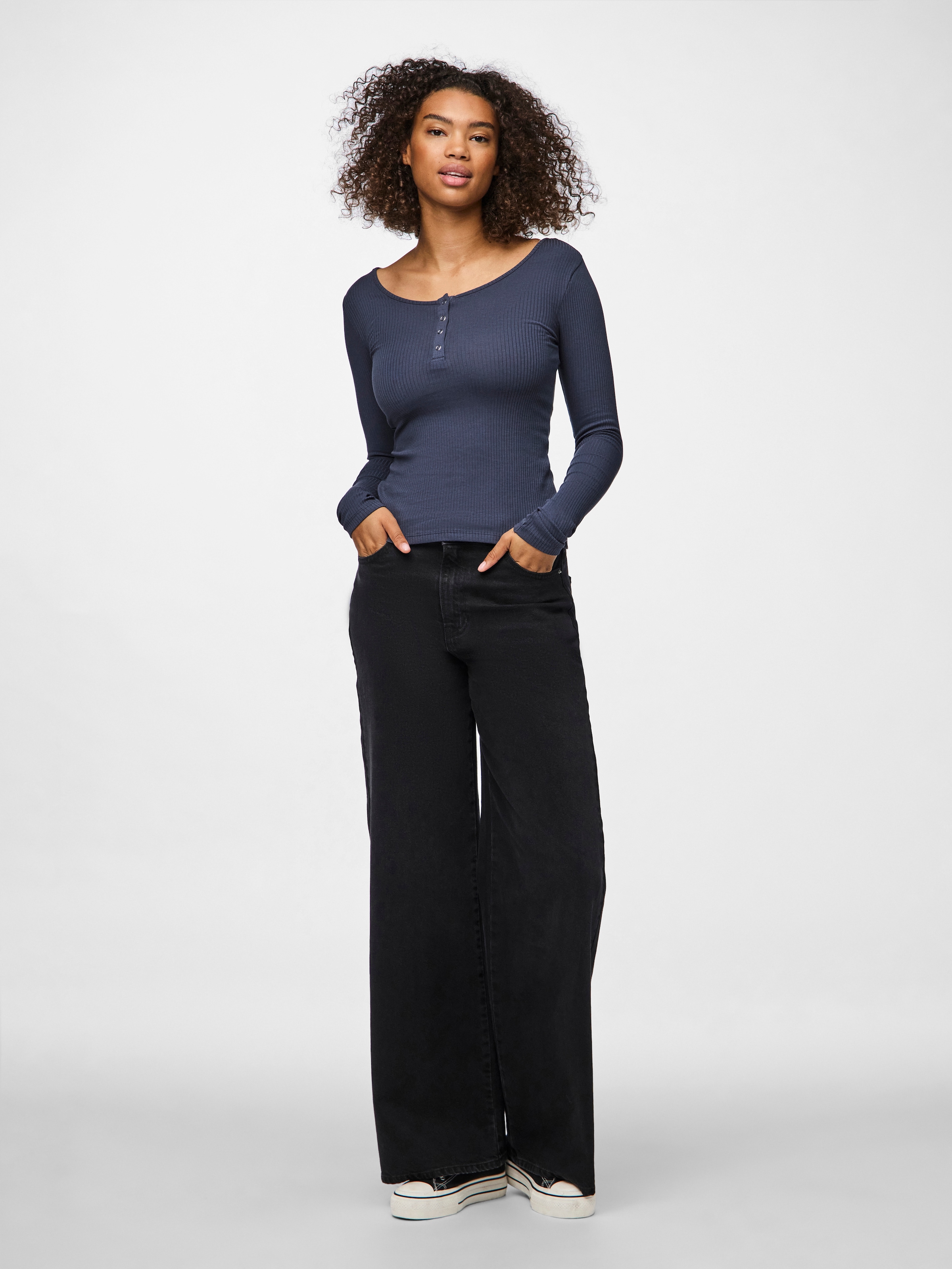 pieces Langarmshirt »PCKITTE LS TOP NOOS BC« Baumwollmischung, slim fit