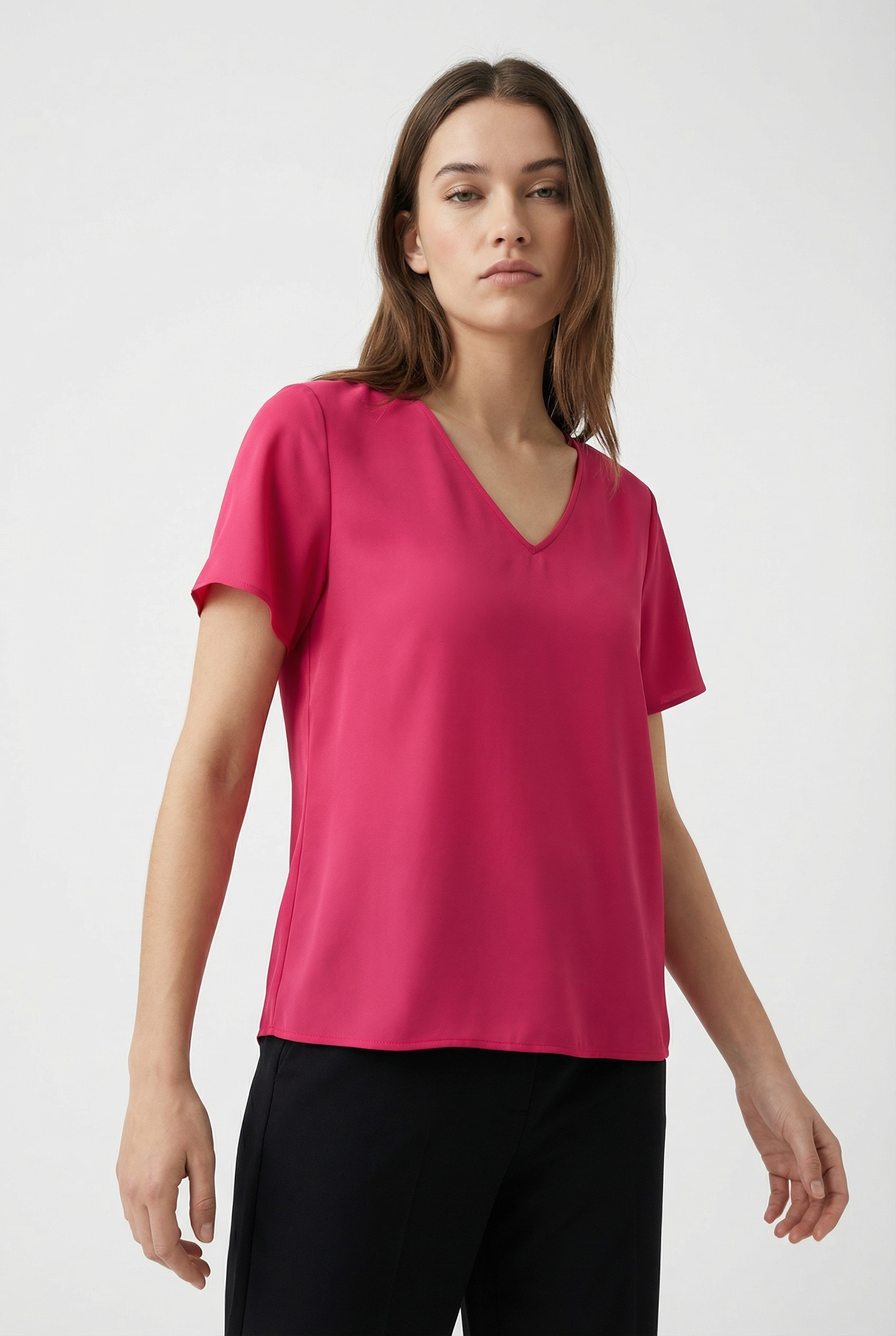 Shirtbluse ONLY CARMAKOMA "CARMETTA LIFE V-NECK SS TOP WVN NOOS", Damen, Gr. 52, raspberry, Jersey, Obermaterial: 100% Polyester, unifarben, regular fit normal, V-Ausschnitt, Blusen