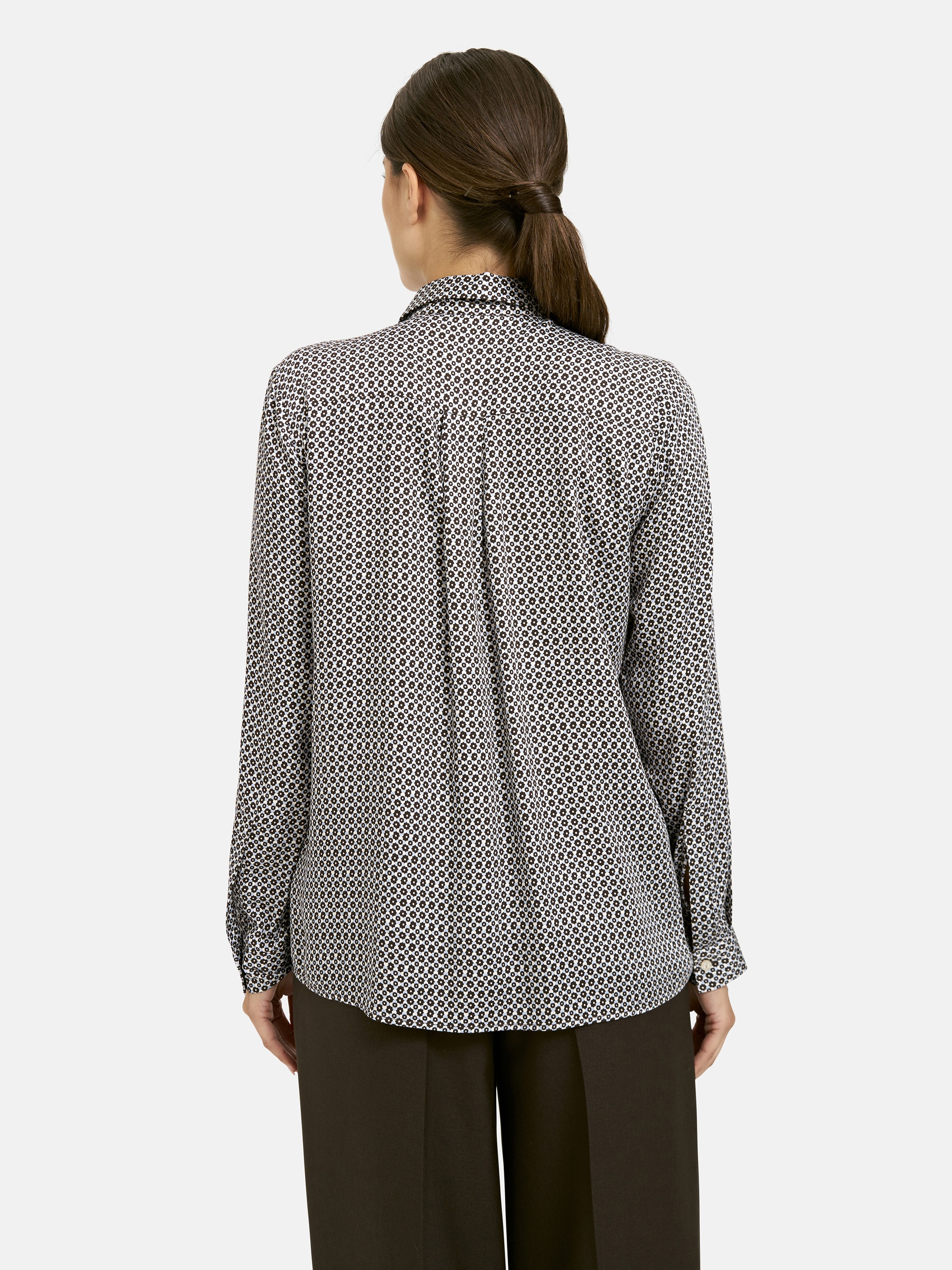 Thumbnail - Milano Italy Langarmbluse mit Kellerfalte im Rücken