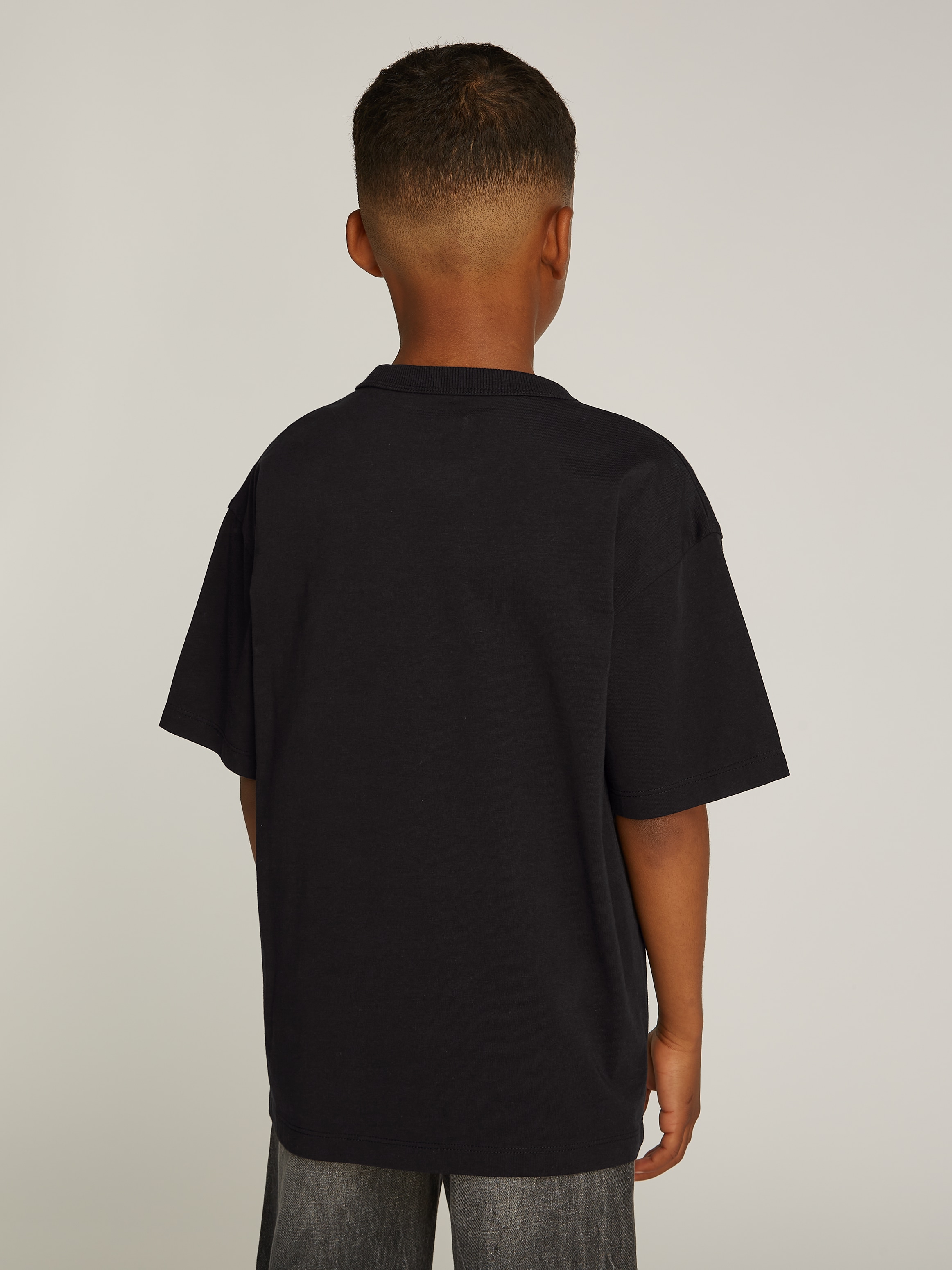 Calvin Klein Jeans Rundhalsshirt »LARGE SHIFTED CK SS T-SHIRT«, für Kinder bis 16 Jahre mit Logoprägung