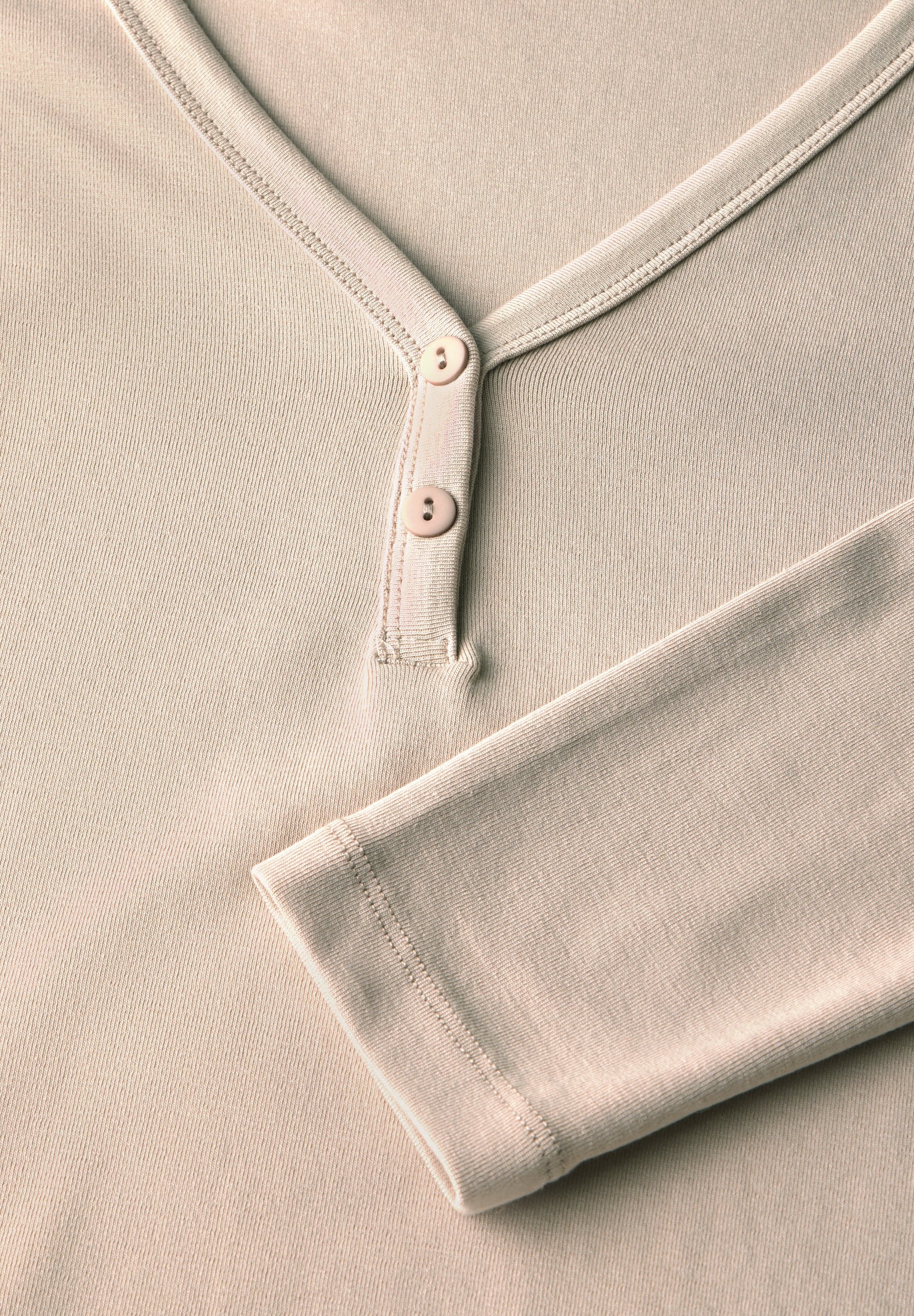 STREET ONE Langarmshirt, mit V-Ausschnitt