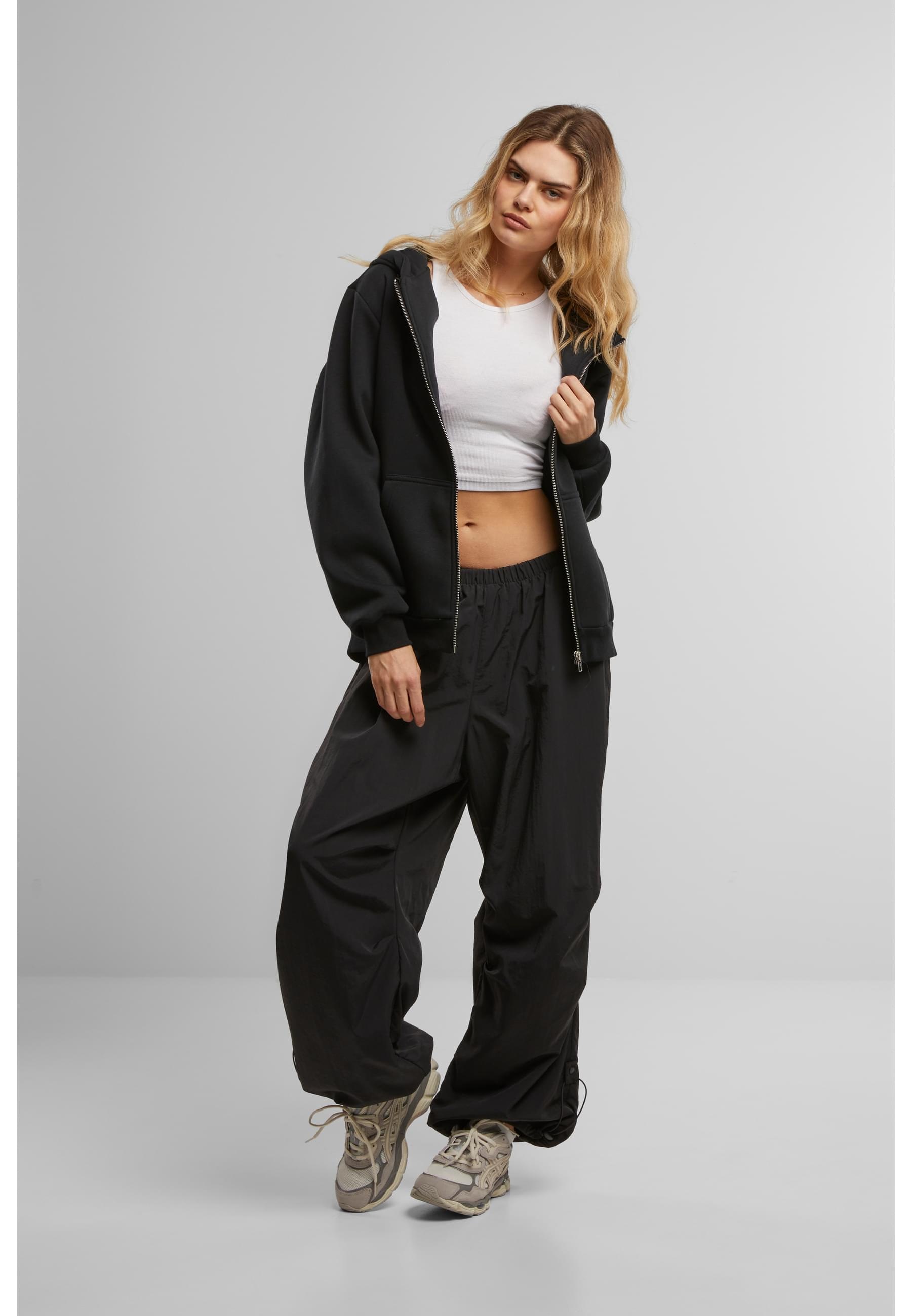 Miss Tee Sweatjacke »Miss Tee Peace Sign EMB Fluffy Zip Hoody«