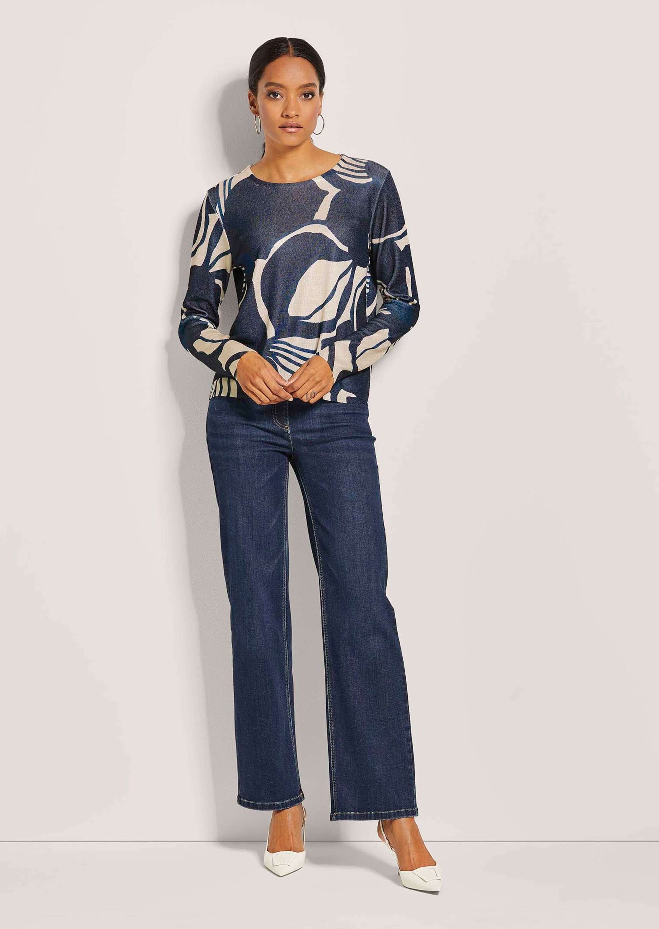 MADELEINE Longpullover "Pullover Kurzer Rundhals-Pullover mit Unikat-Print" günstig online kaufen