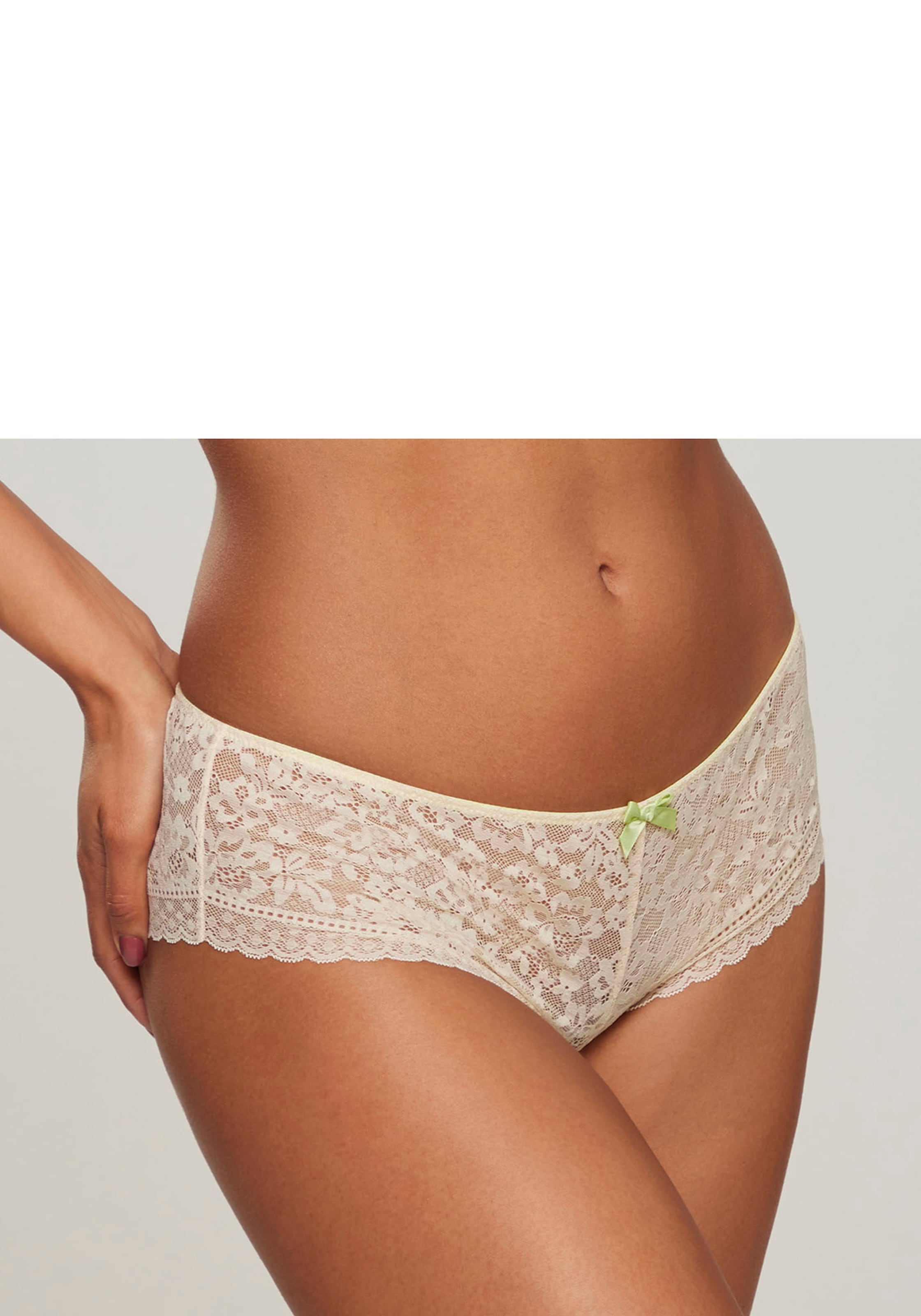 Vivance Panty "Viola" aus Spitze, die anteilig recyceltes Polyamid enthält
