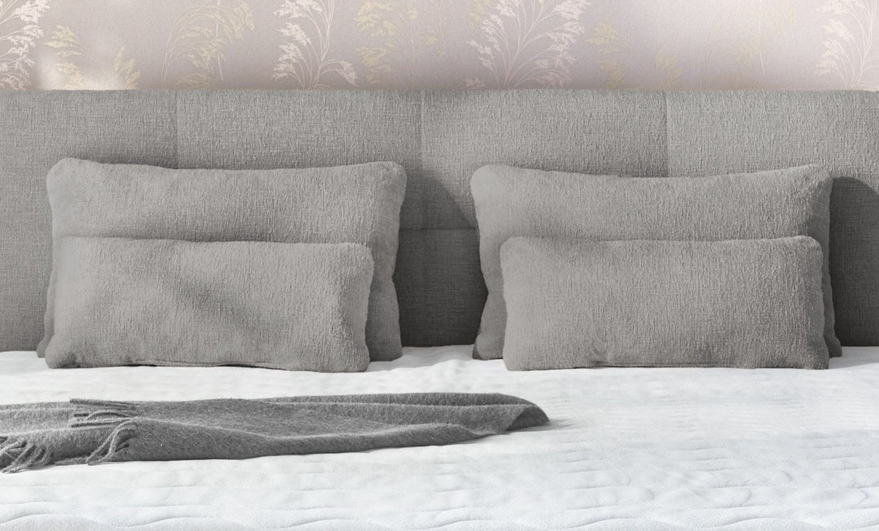 Jockenhöfer Gruppe Boxspringbett »Ulla, Wende-Bonell-Federkernmatratze (H2/H3)« inklusive Topper und 4 Kissen, Bettbreite 160 cm oder 180 cm wählbar