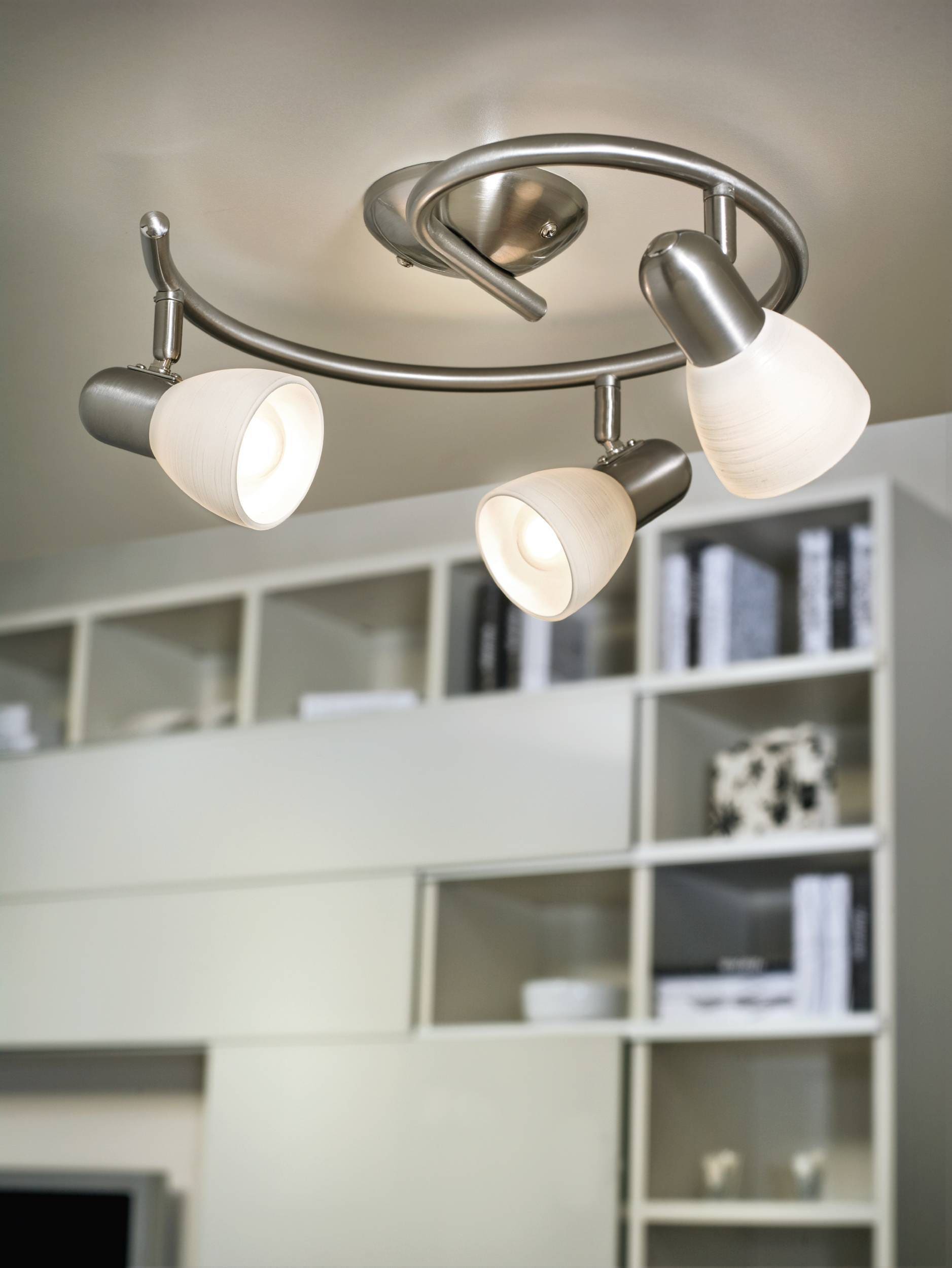 EGLO Deckenleuchte »Dakar 1 Deckenlampe, Deckenspot aus Stahl und Glas, E14, Deckenleuchte« E14 1 Stk. Spot - Ø29,5 cm - nickel-matt - 3X40W exkl.