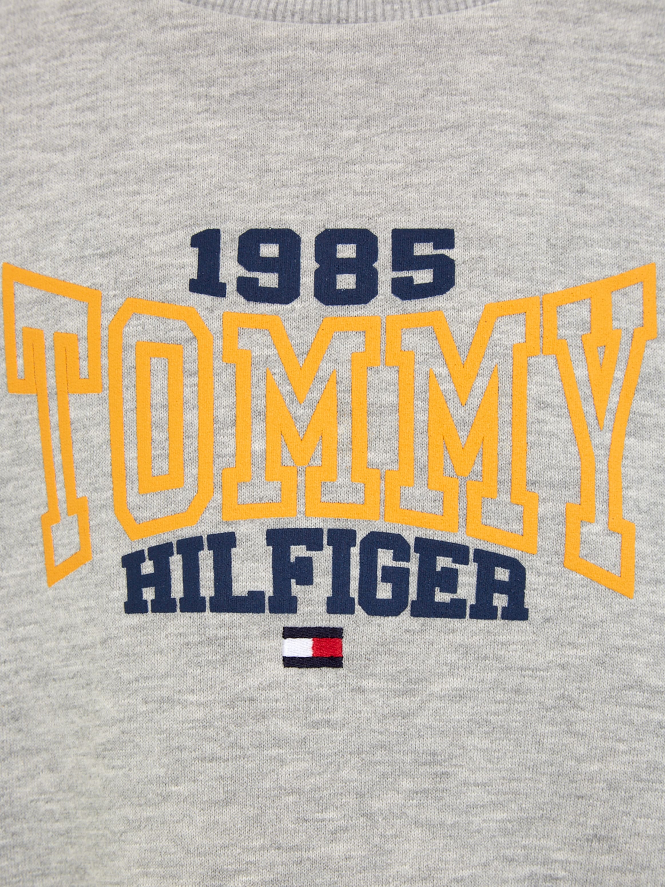 BAUR Hilfiger Tommy Sweatshirt Varsity 1985 VARSITY »TOMMY Hilfiger Schriftzug kaufen | online Tommy mit 1985 SWEATSHIRT«,