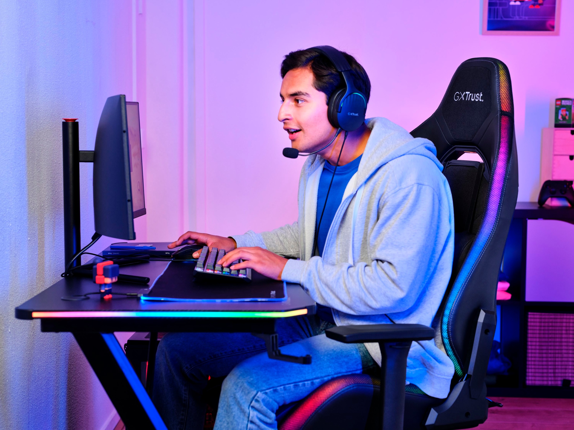 Trust Gaming-Stuhl »GXT719 RUYA RGB«, Kunstleder