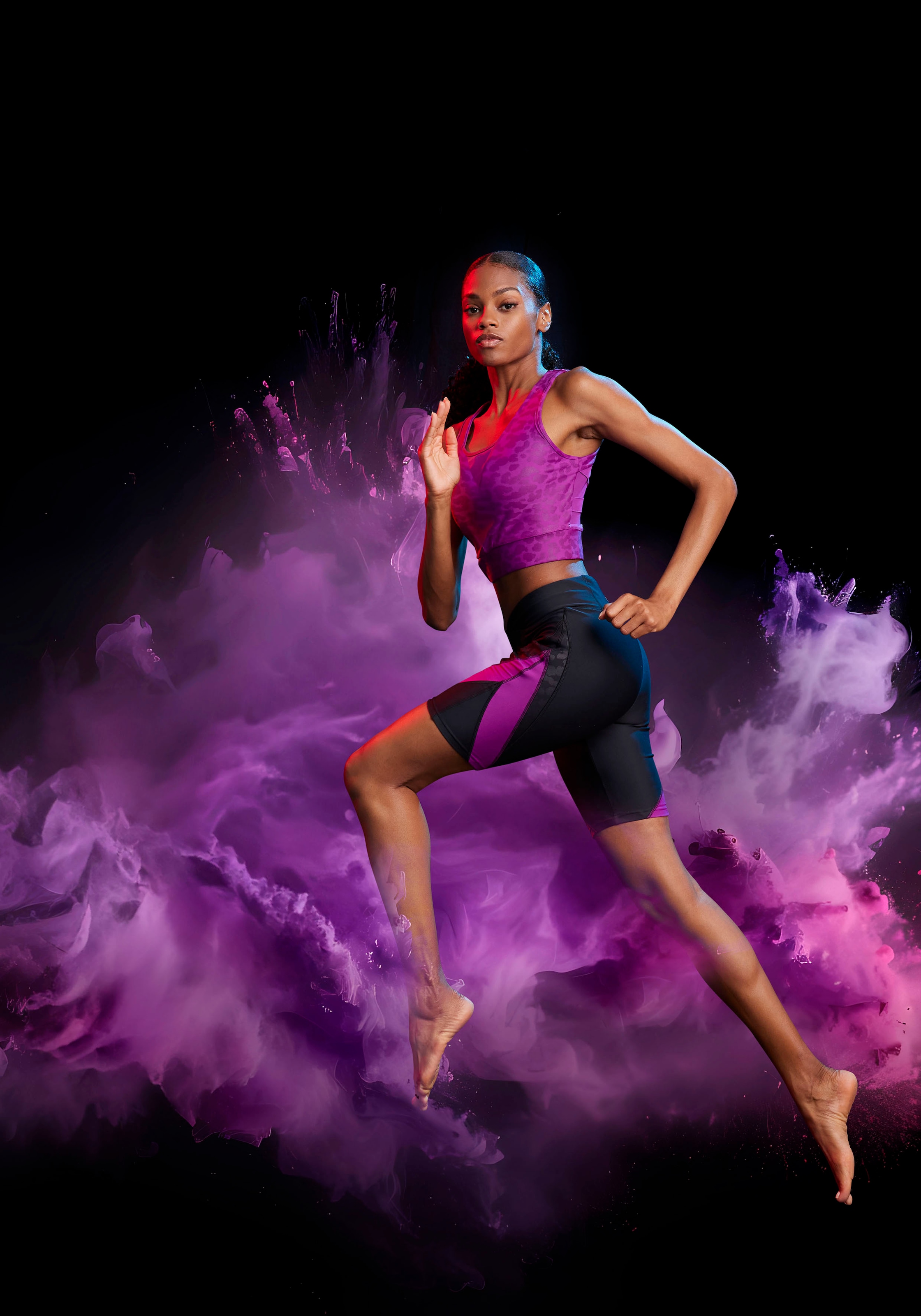 LASCANA ACTIVE Funktionsshorts, Sportshorts mit Leo- und Farbeinsätzen