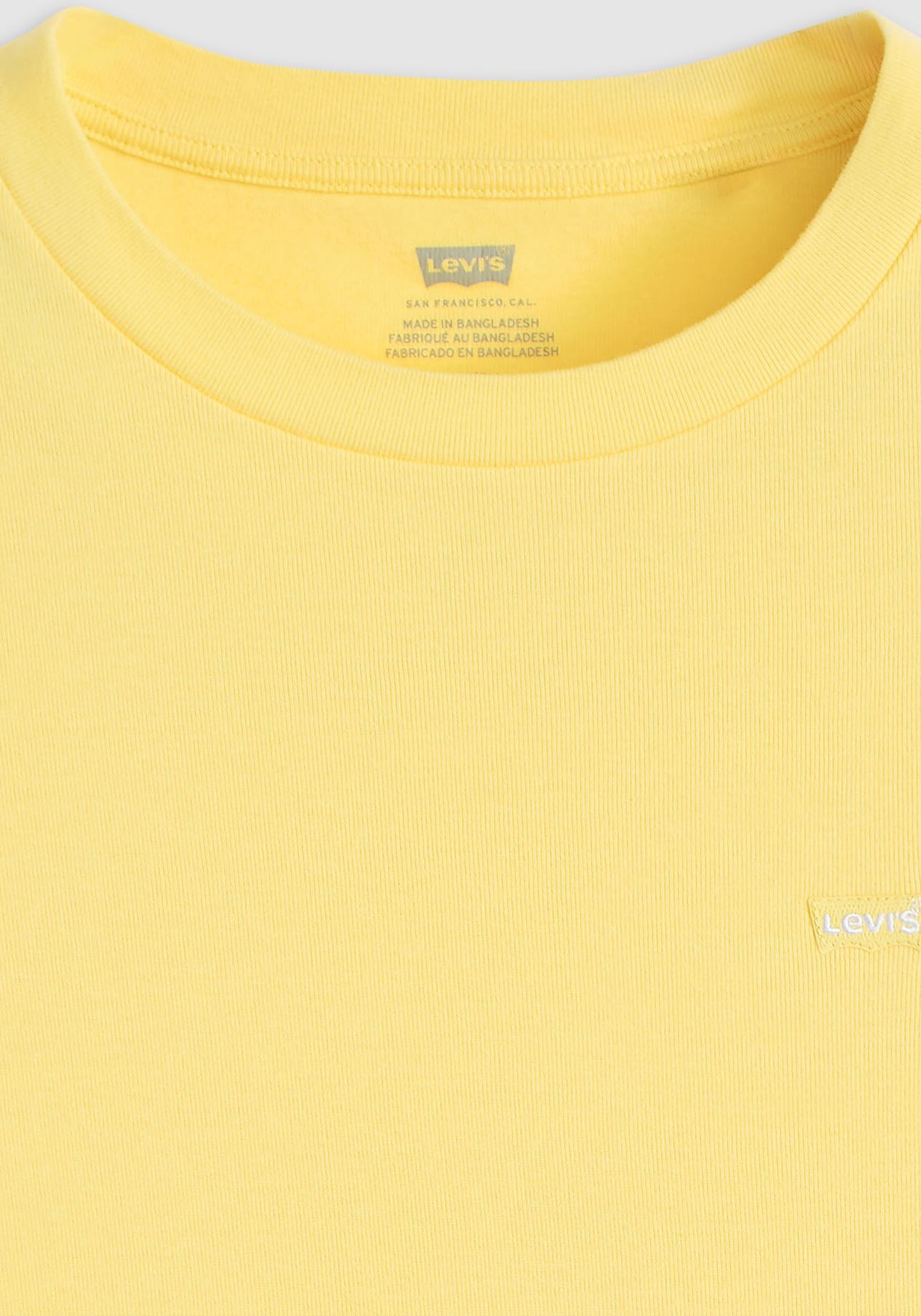 Levi's® T-Shirt »ESSENTIAL HM SS TEE«, Taillierter Schnitt