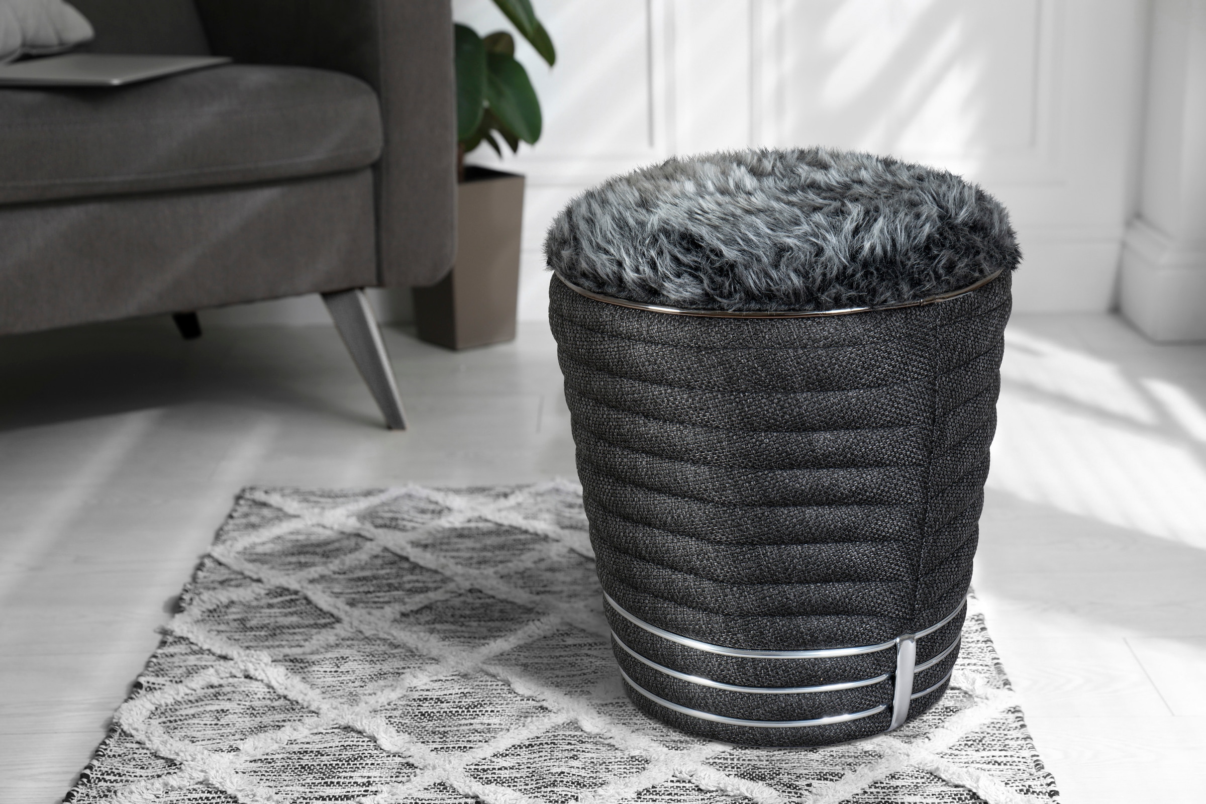 Kayoom "Hocker Doric, trendiger Look, ästhetische Farbgebung, schöne Steppu günstig online kaufen