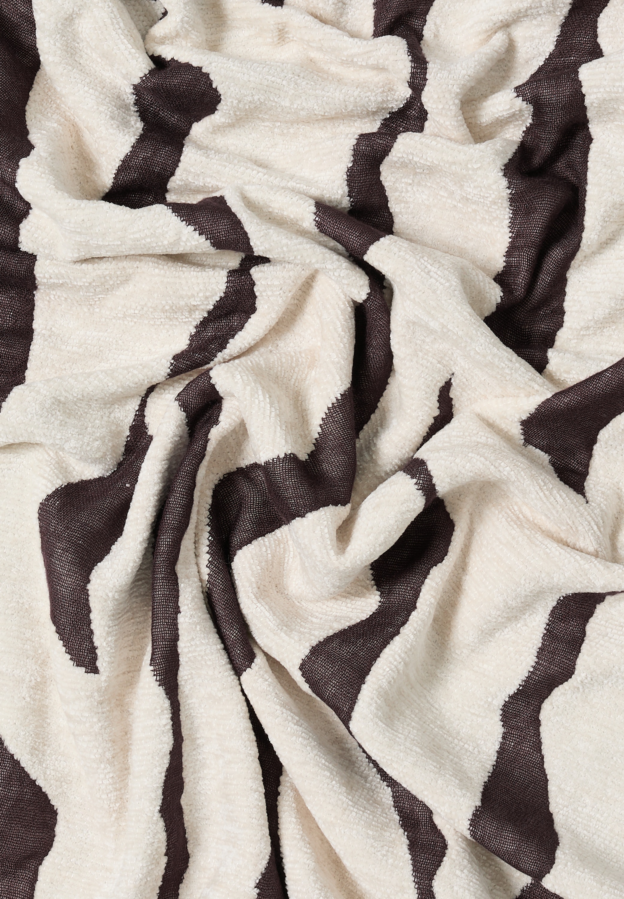 Cecil Halstuch, softer Materialmix