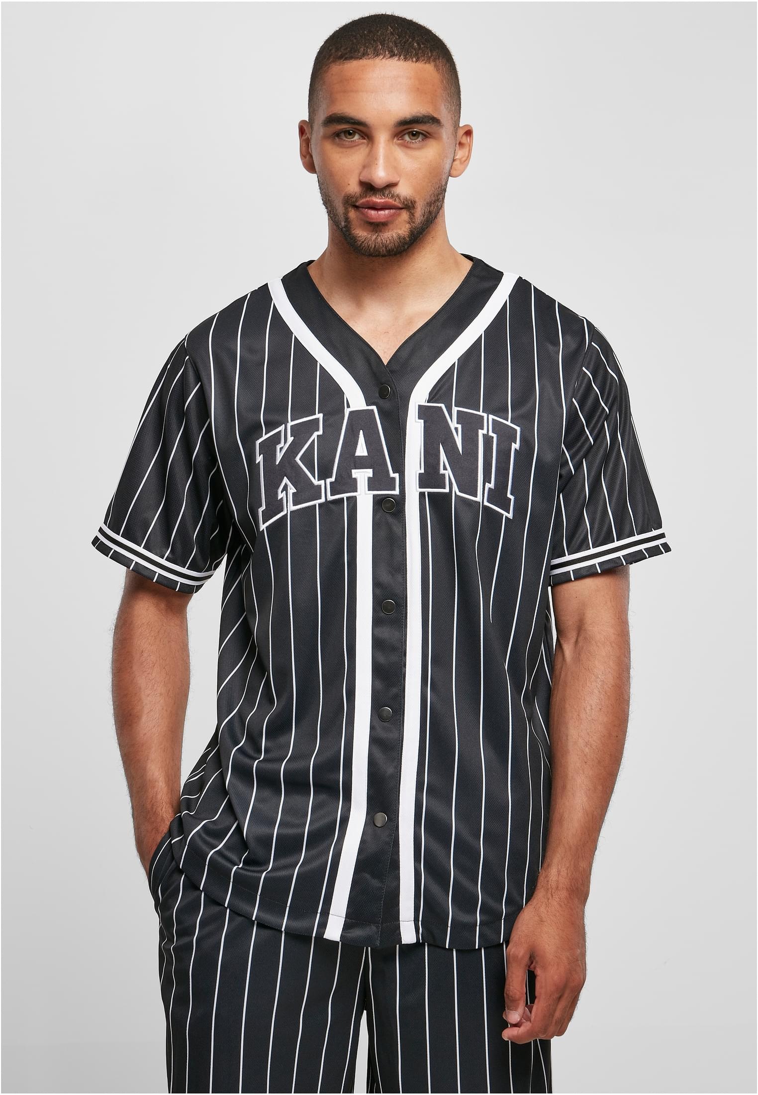Karl Kani Kurzarmshirt »Karl Kani Herren KM221-115-1 Serif Pinstripe Baseball Shirt«, (1 tlg.)