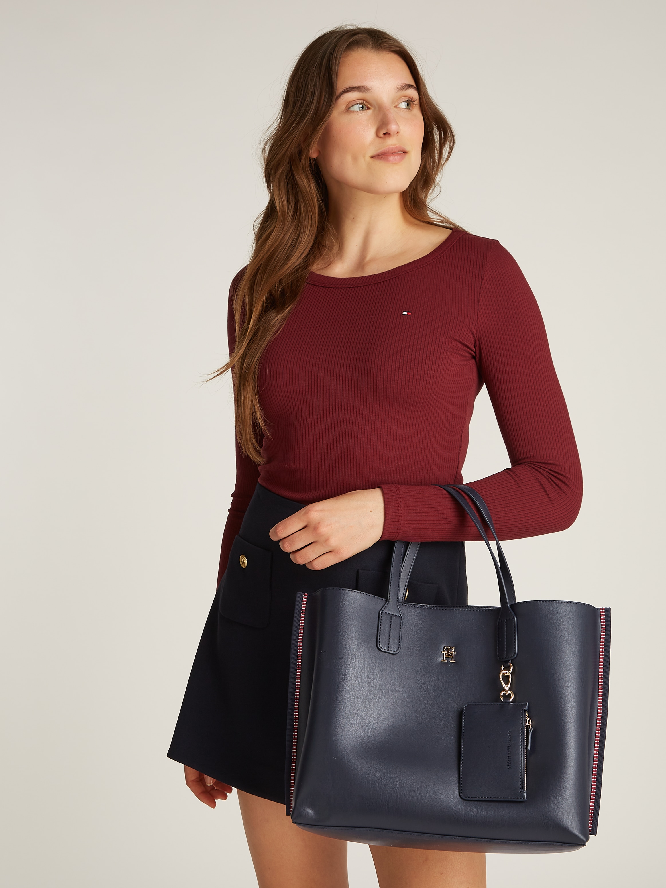 Tommy Hilfiger Schultertasche "TH DISTINCT SATCHEL CORP", Damen Beuteltasch günstig online kaufen