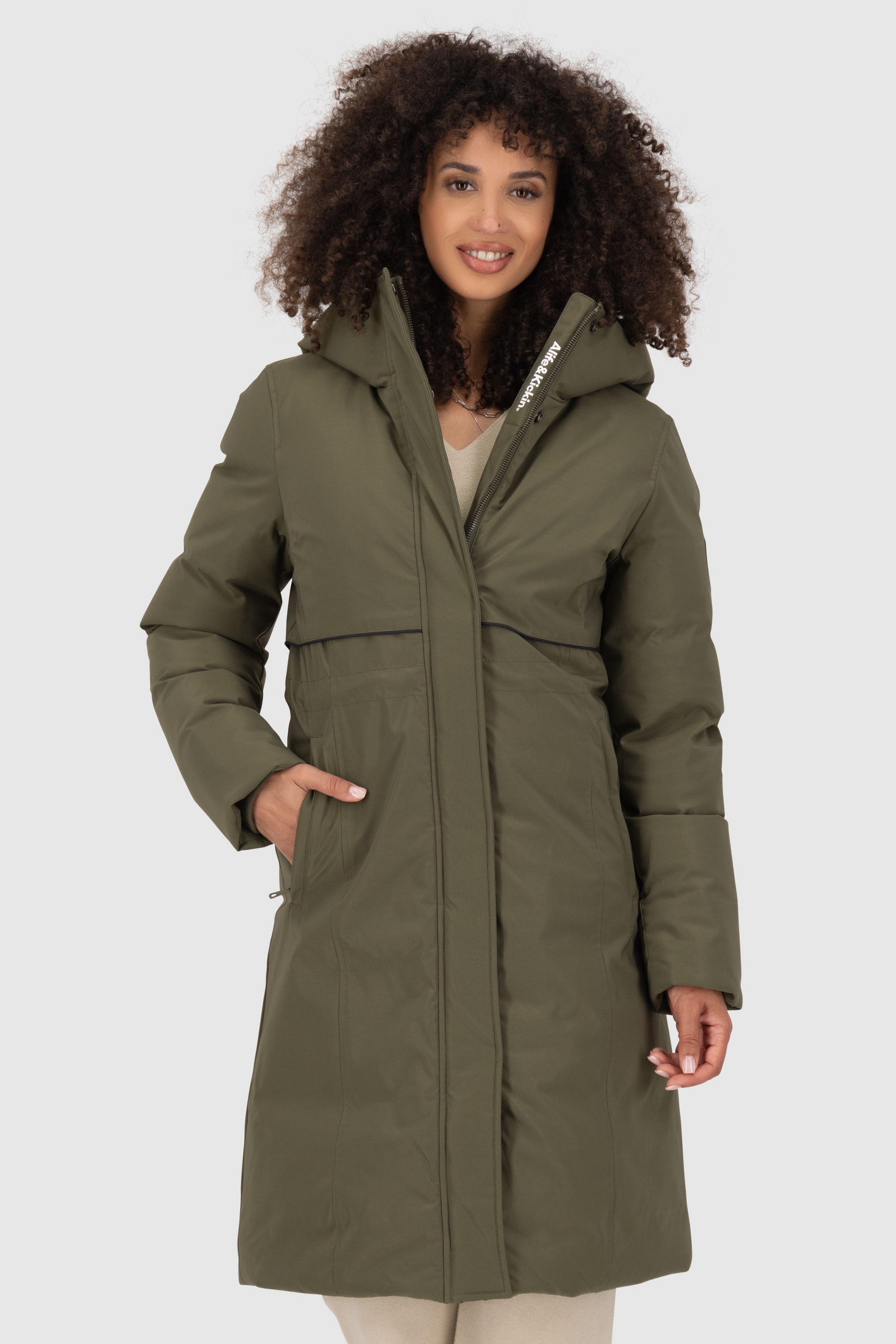 Alife & Kickin Steppjacke »Damen CarsynAK A«, mit Kapuze, Wintermantel mit regulierbarem Taillen- Kordelzug und Kapuze