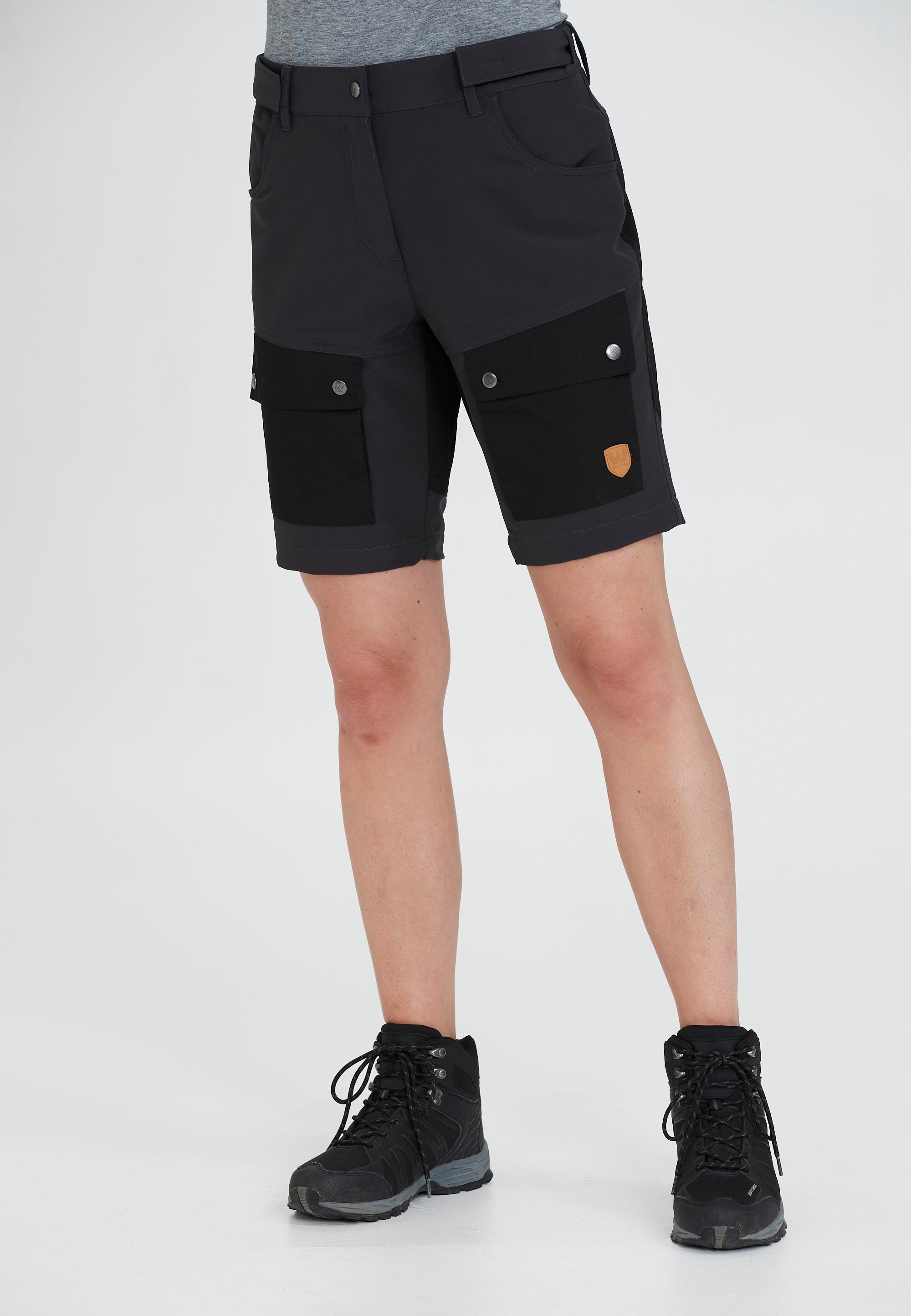 WHISTLER Shorts "Lara", mit dehnbarem Funktionsstretch